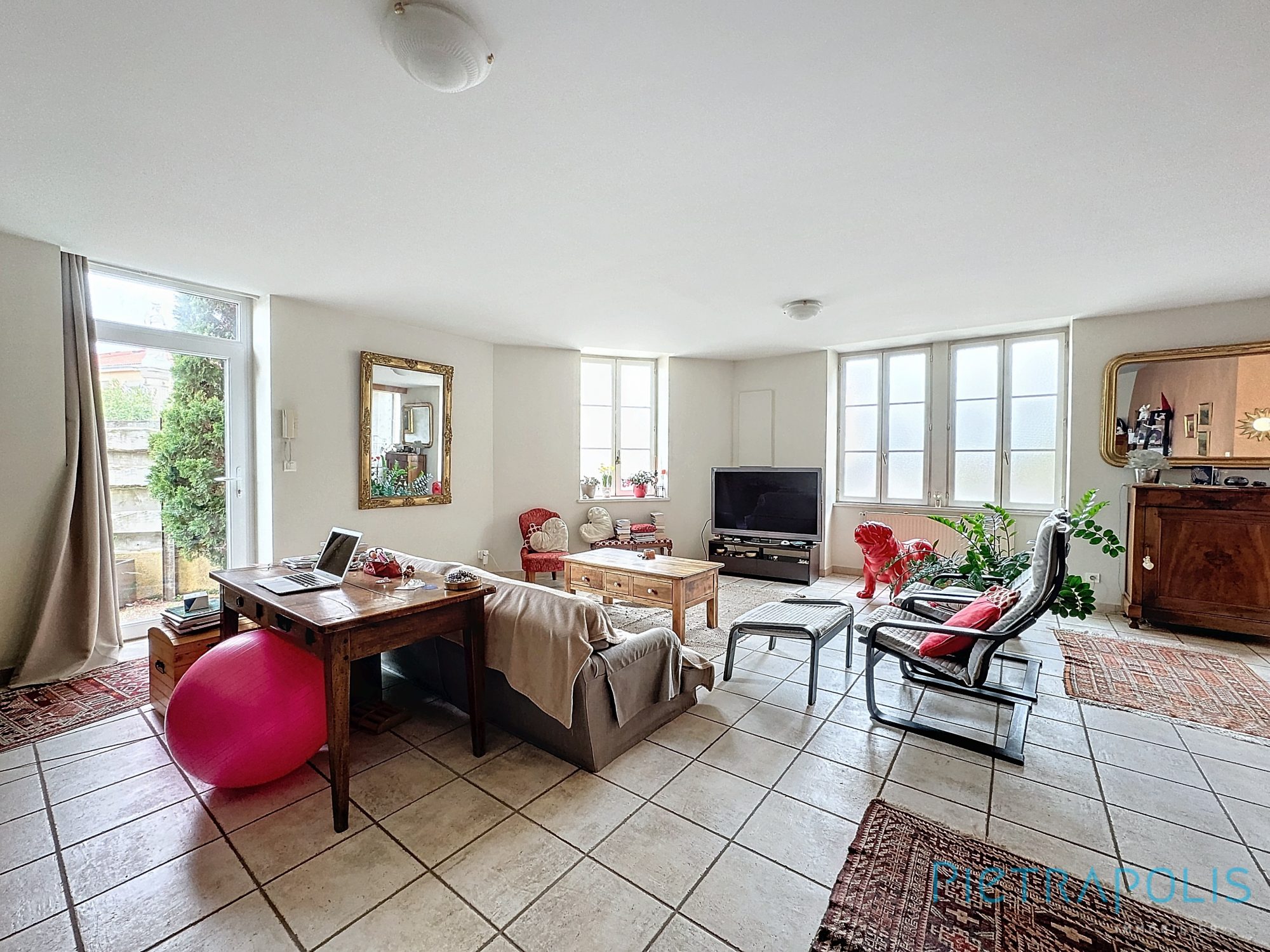 Maison de village SAINT-ETIENNE-SUR-CHALARONNE