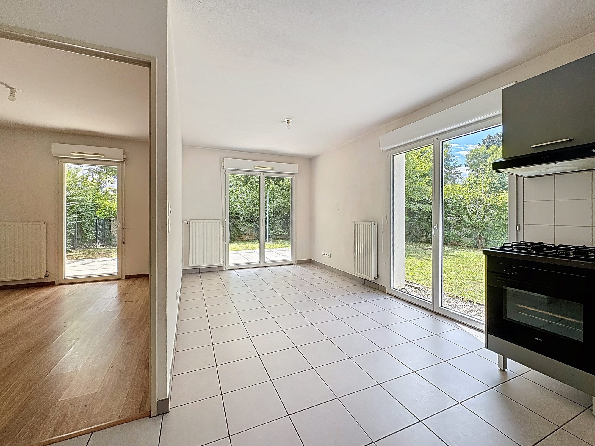 T2 de 38m2 avec jardin de 172m2 Saint-Priest 69800