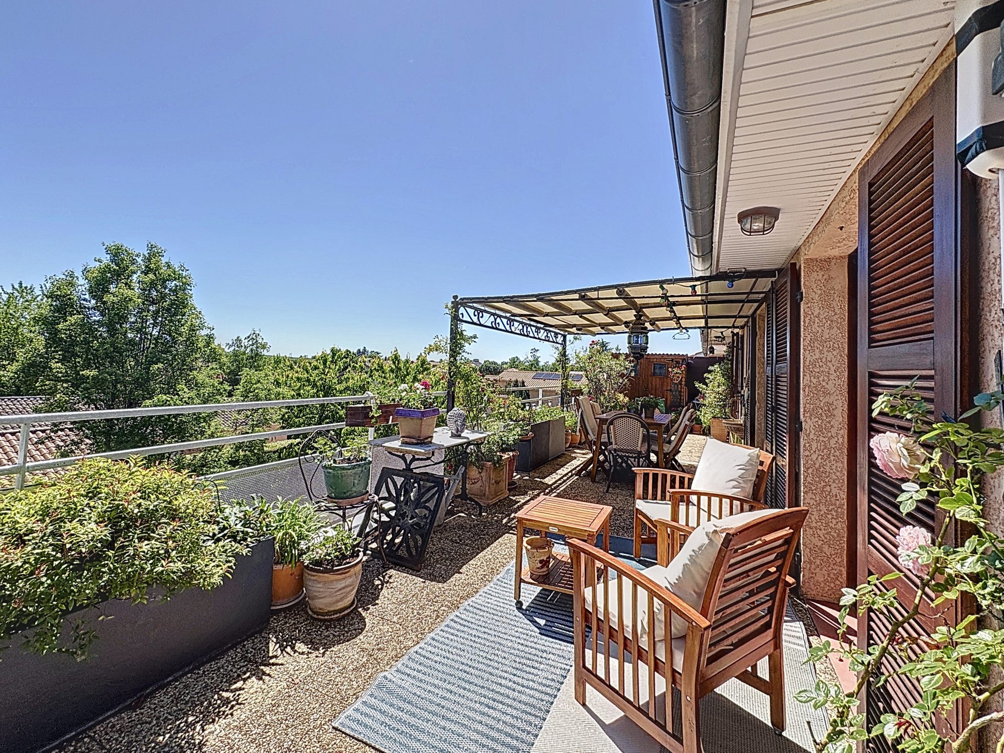 T3 avec grande terrasse à vivre