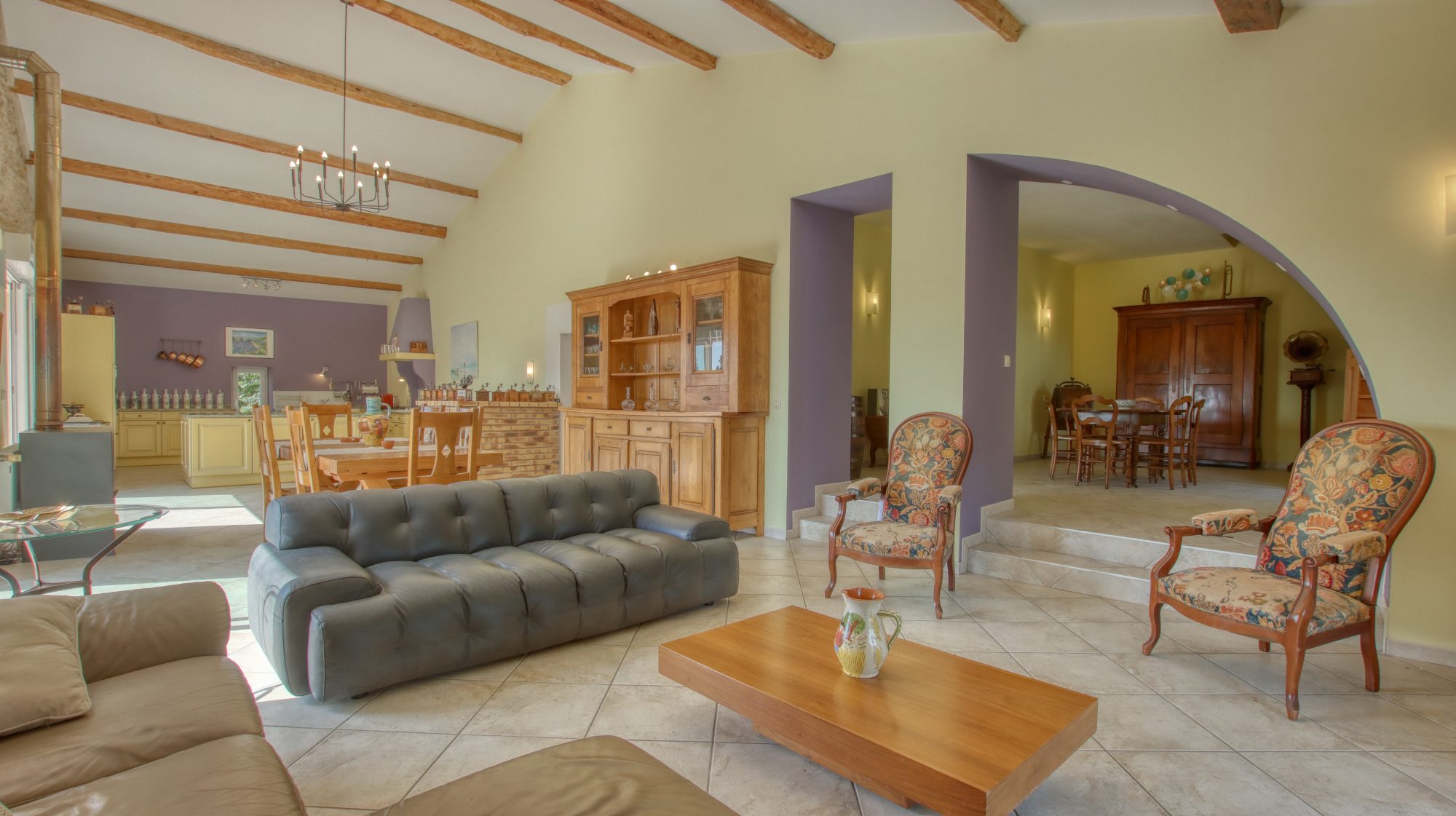 Magnifique bâtisse en pierre Étoile-sur-Rhône 26800