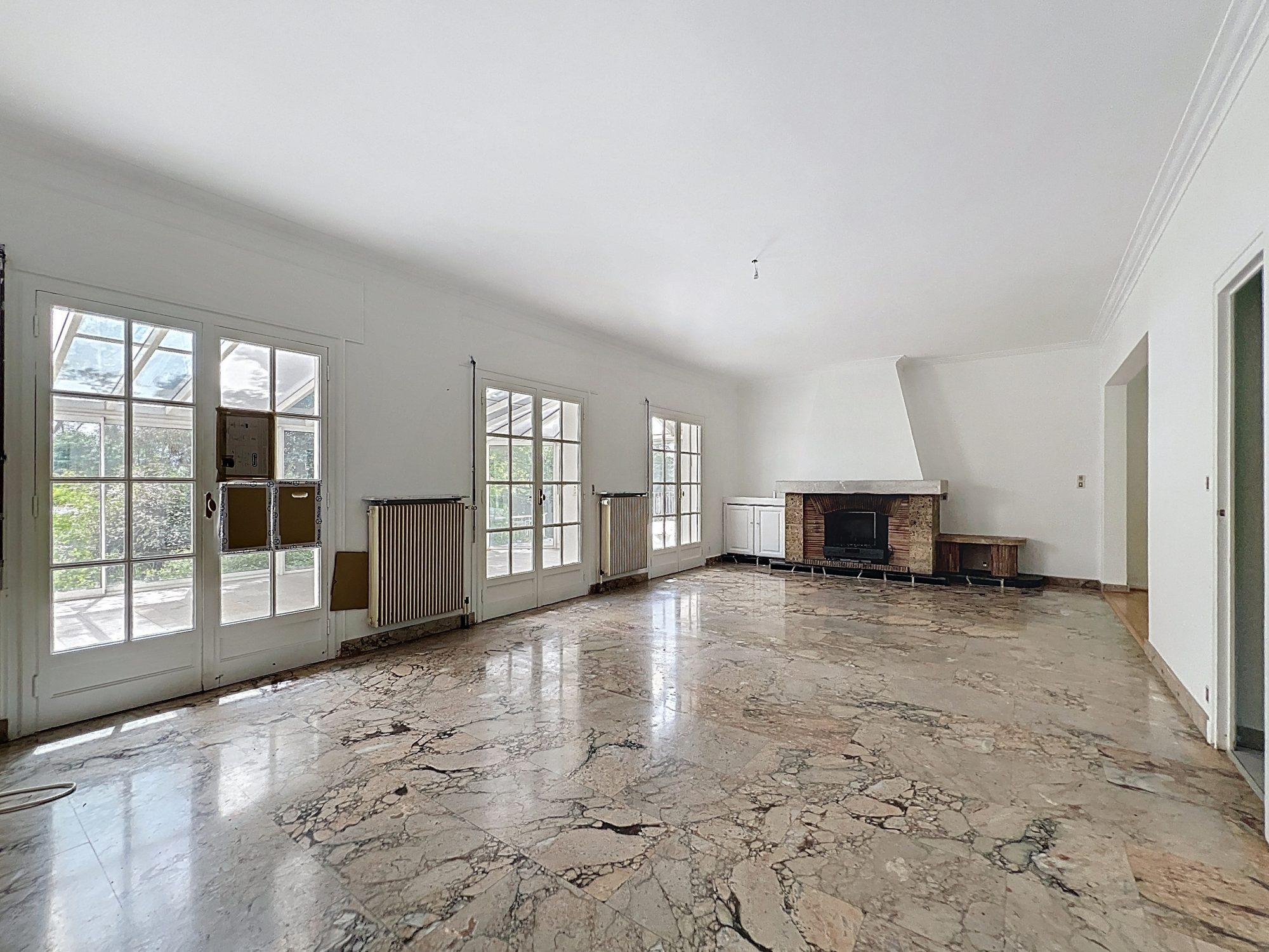 Grande maison avec piscine au calme Dardilly 69570