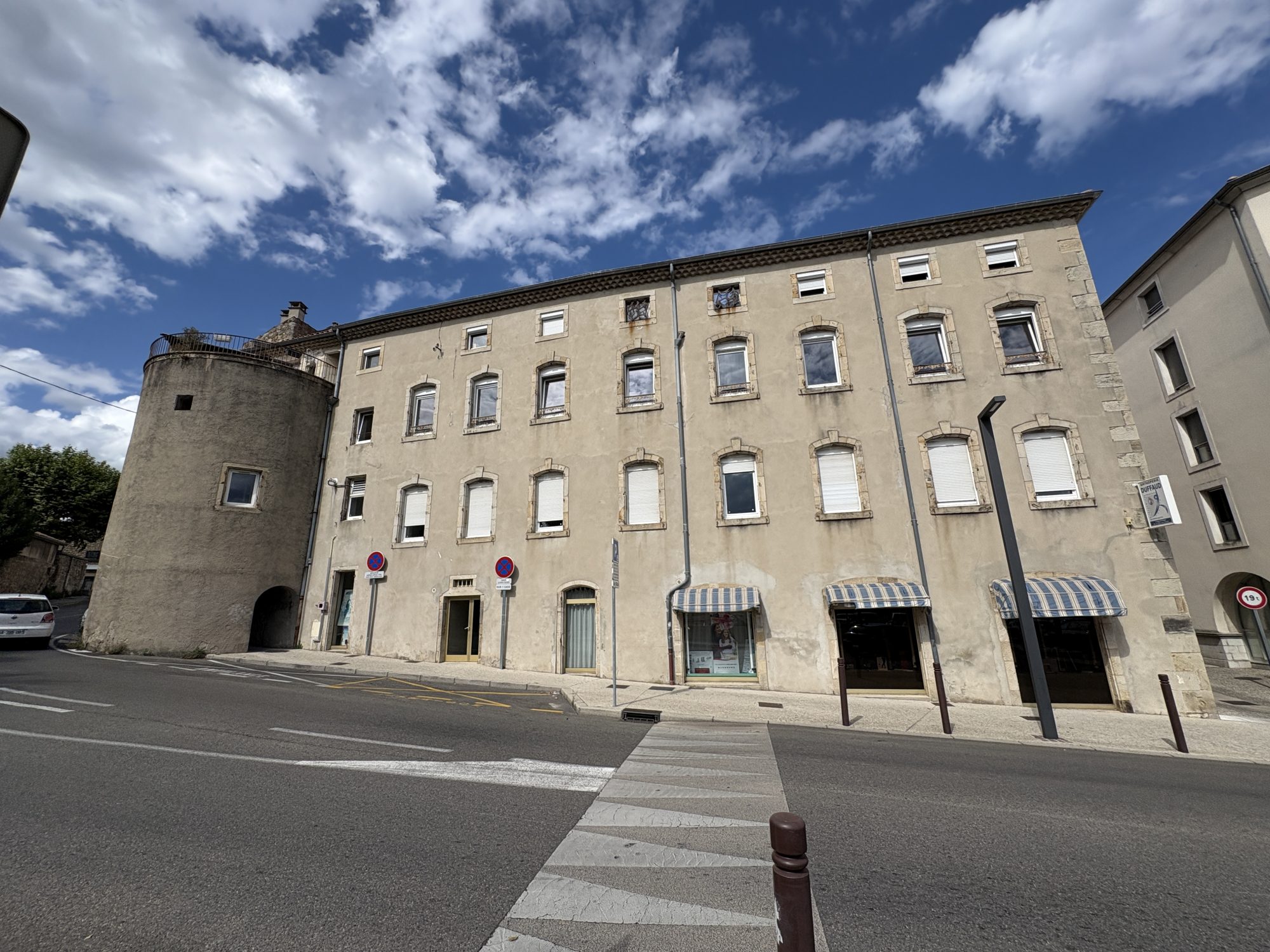 Immeuble - 199 m² - Aubenas (07200)