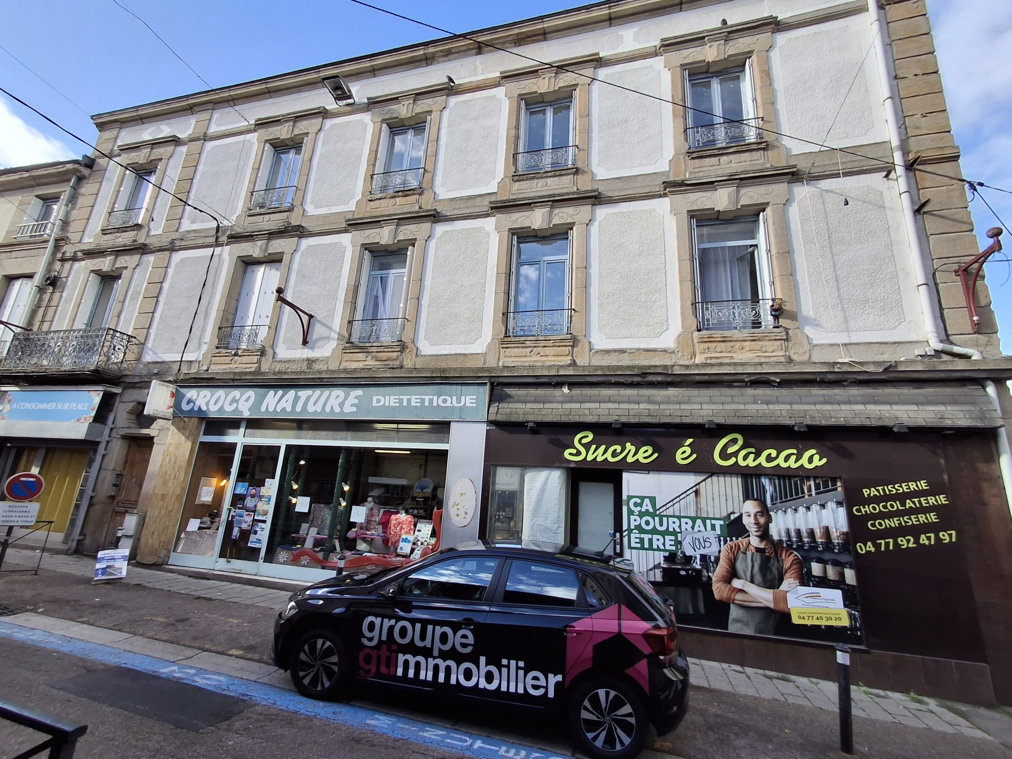 Appartement et local commercial Le Chambon-Feugerolles 42500