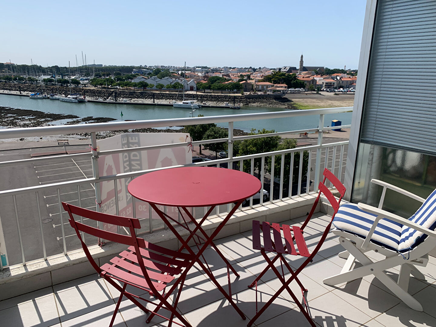 Appartement Saint Gilles Croix De Vie 1 pièce(s) cabine 23.13 m² terrasse 10m² vue port SAINT GILLES CROIX DE VIE 85800