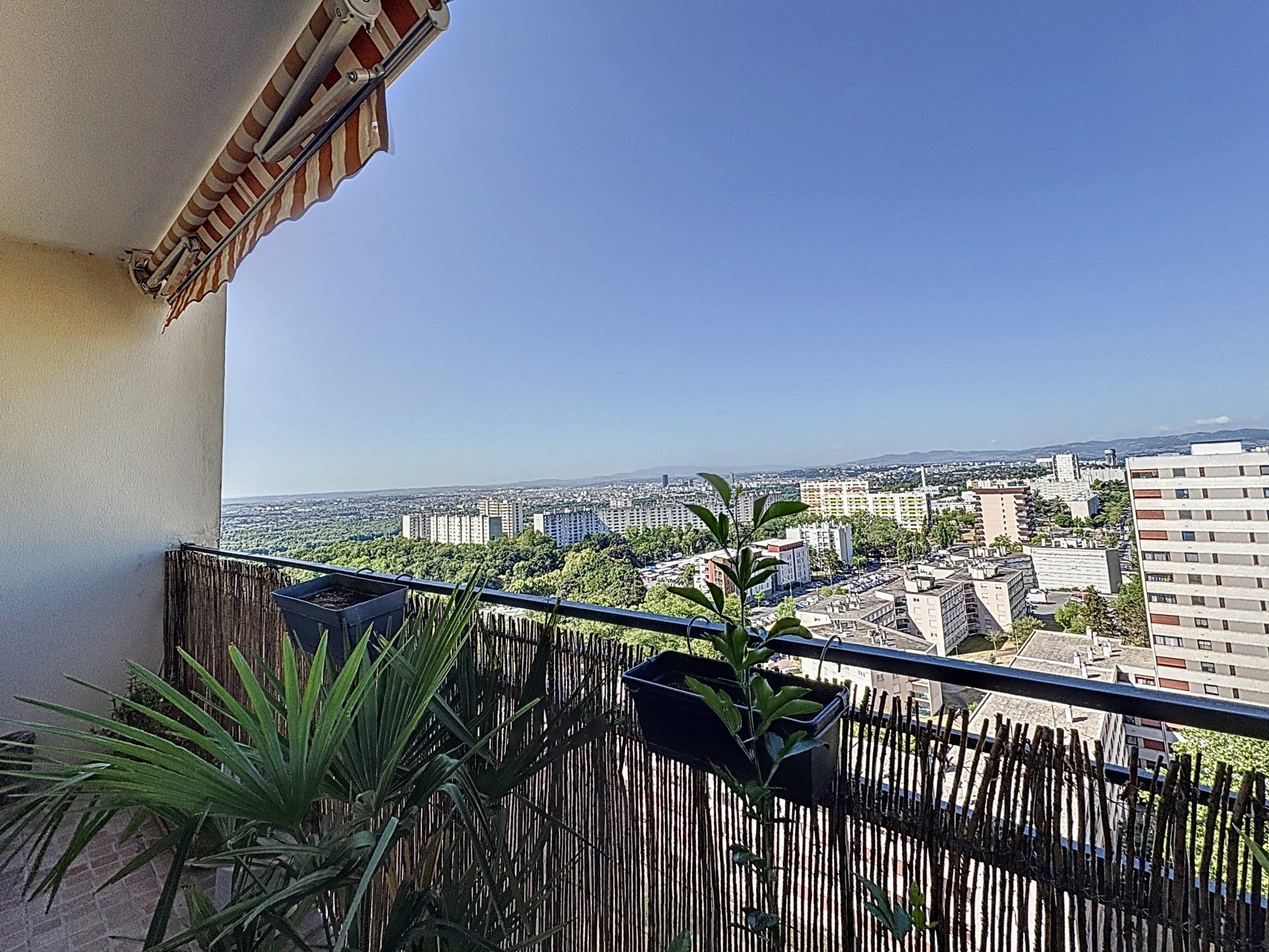 Appartement avec vue panoramique climatisé Rillieux-la-Pape 69140