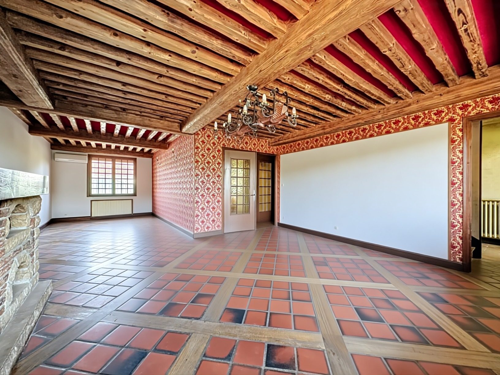 Maison - 8 pièces - 200 m² - Meyzieu (69330)