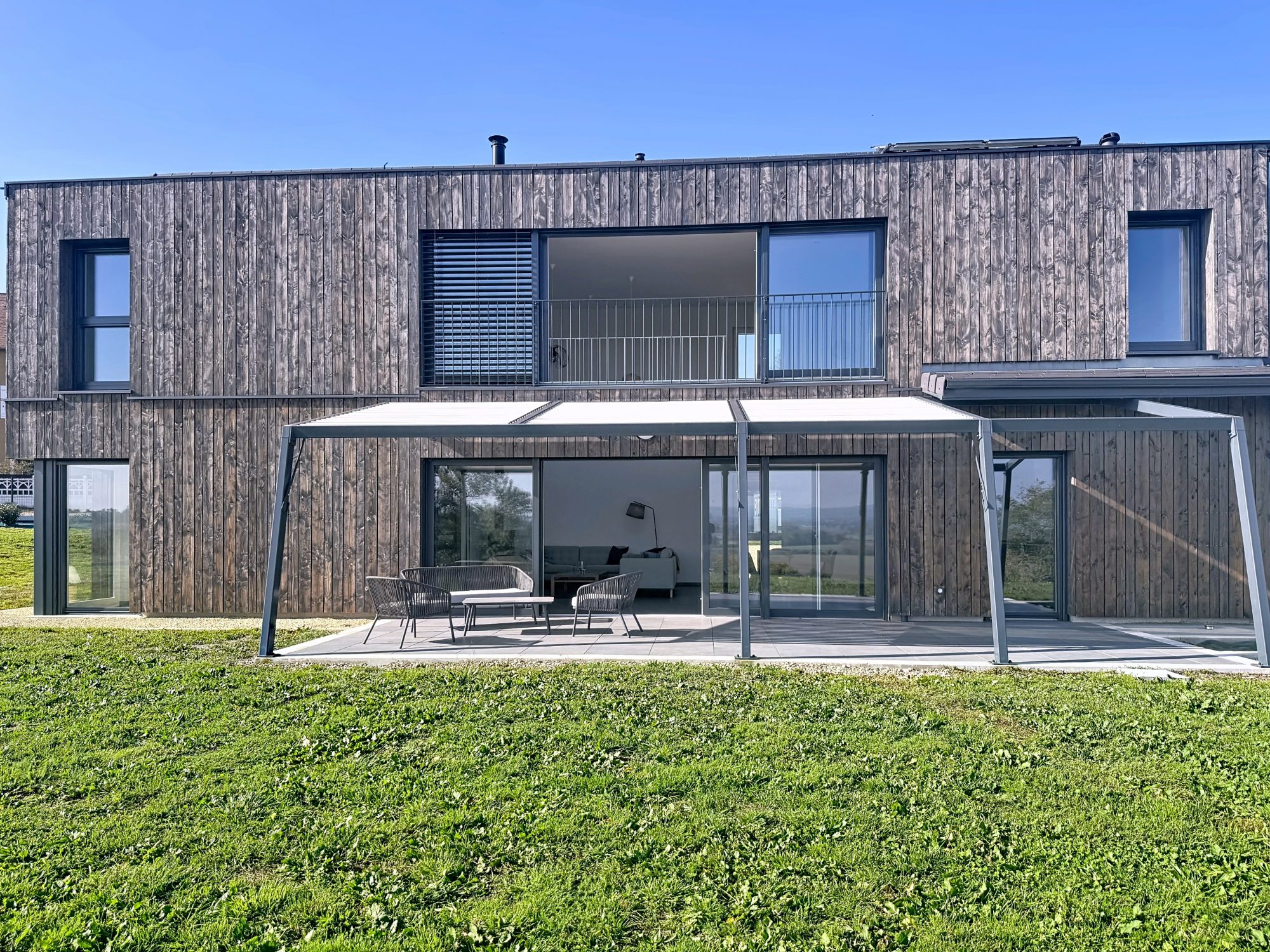 MAISON PASSIVE-3 CHAMBRES-GRANDE PICE DE VIE-JARDIN Avrilly 03130