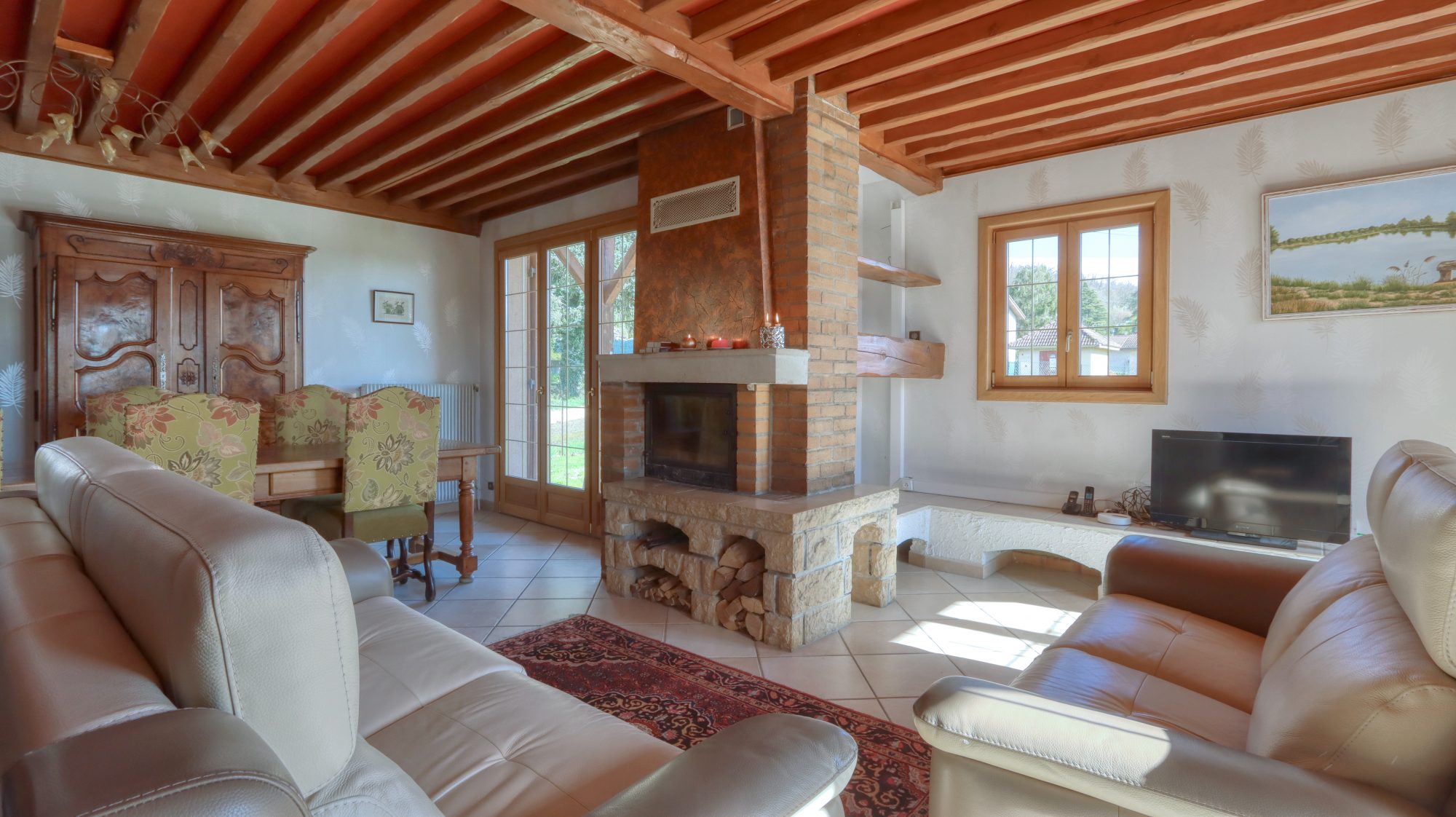 La Boisse -Maison de 126m2 carrez - Terrain 1030m2- combles aménageables 137m2-Sous-sol 140m2 La Boisse 01120