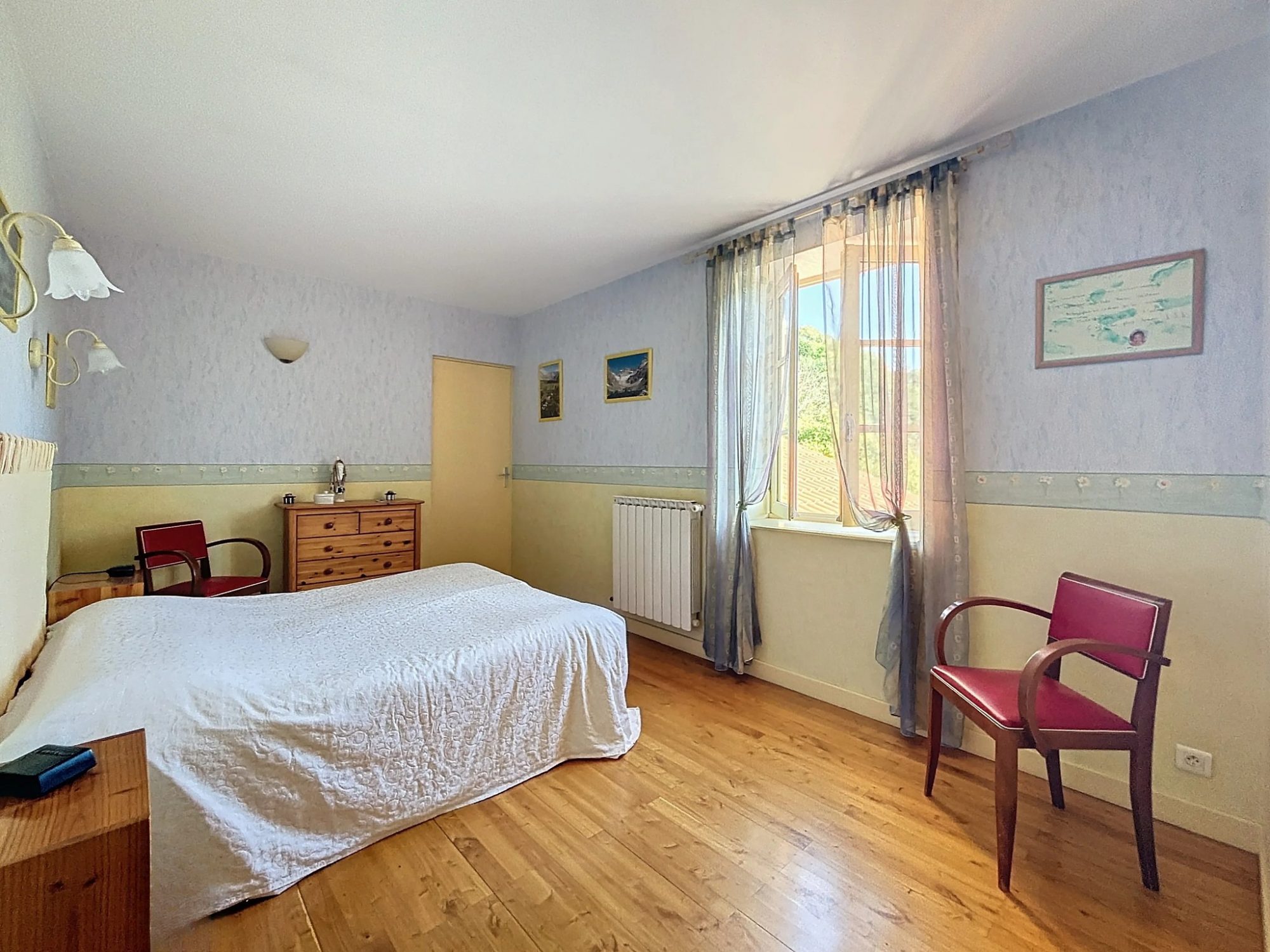 Maison en Pierres Env 142 m² Chessy 69380