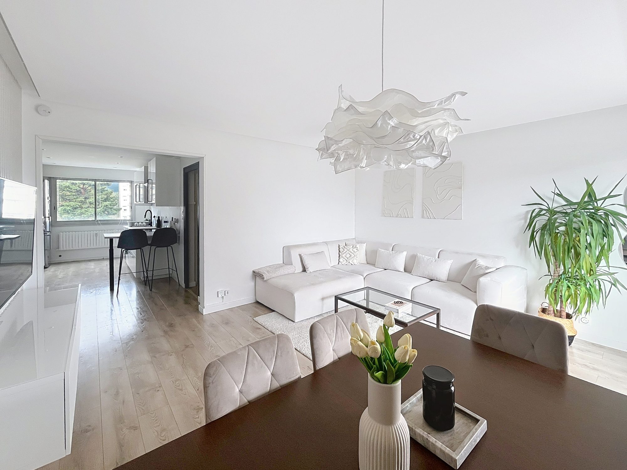 Appartement spacieux Type T3 d'environ 79m² Saint-Genis-Pouilly 01630