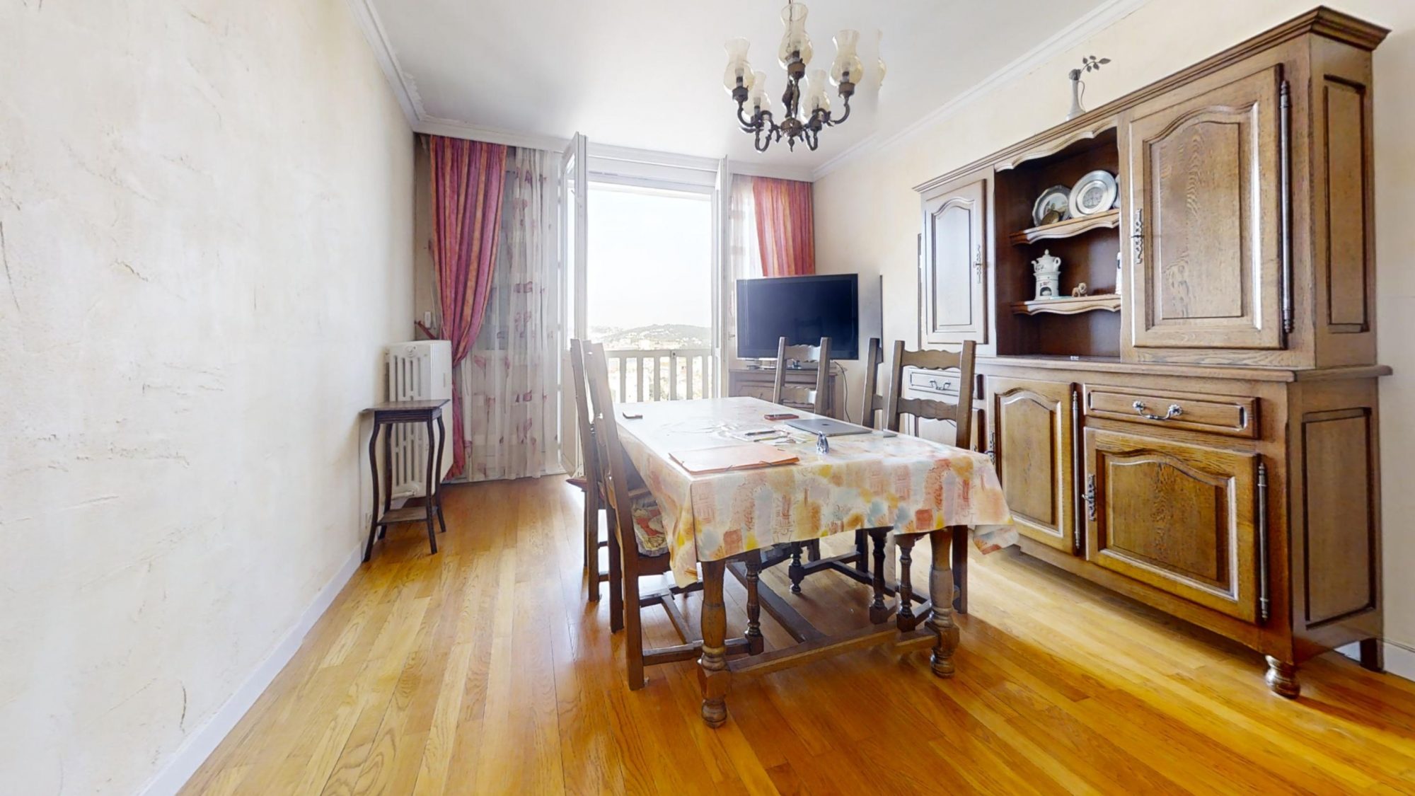 Appartement - 3 pièces - 62 m² - Saint-Étienne (42000)