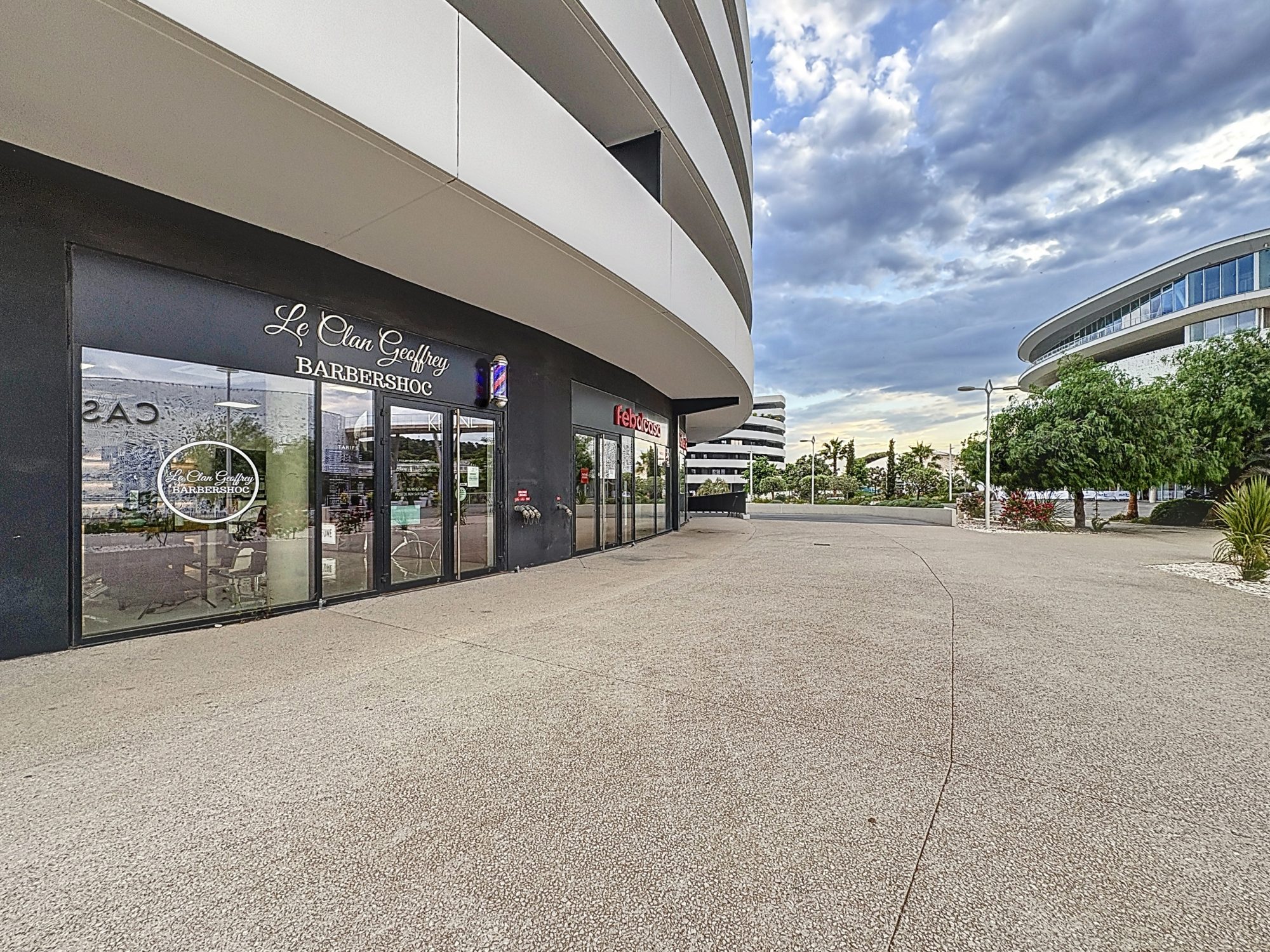 EXCLUSIVITÉ - CAP D'AGDE - RESIDENCE ICONIC : Droit au bail, Local Commercial