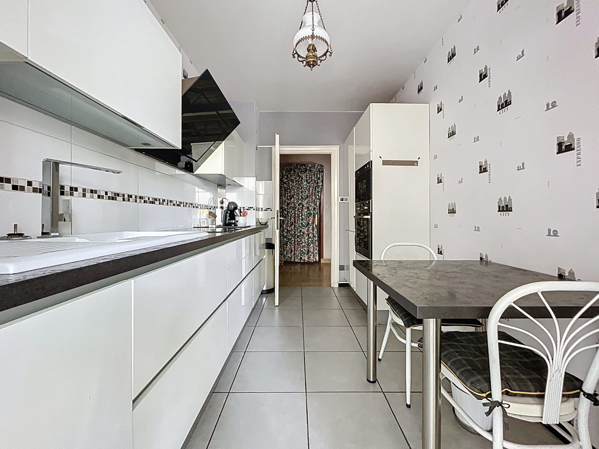 RUE CLAUDE VEYRON - PROCHE PARC BLANDAN Lyon 69007