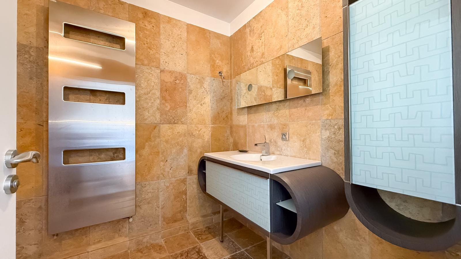 Maison de ville contemporaine  avec jardin et garage Villeurbanne 69100