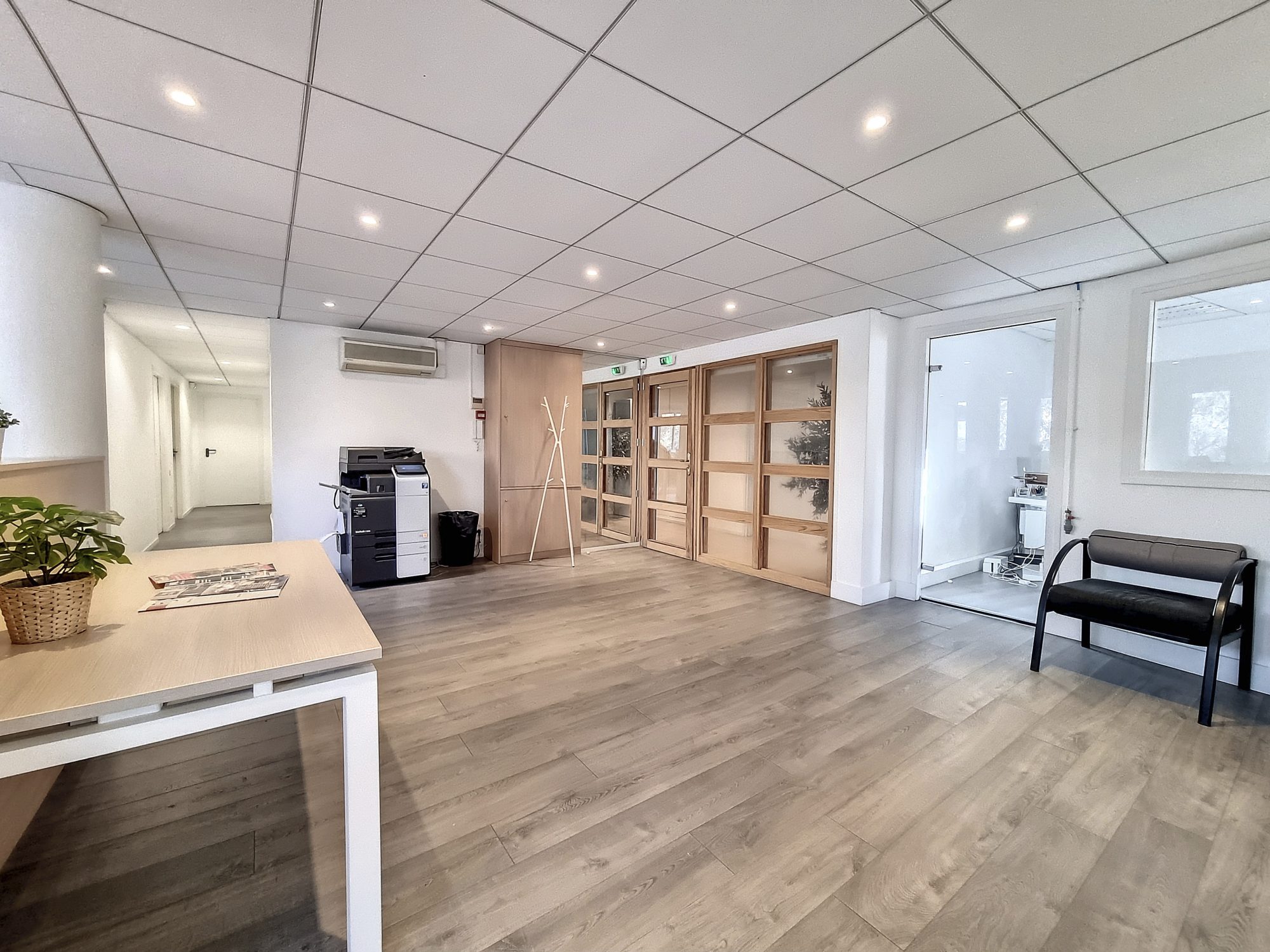 Bureaux Part-Dieu 210 m2 prêts à emménager Lyon 69003