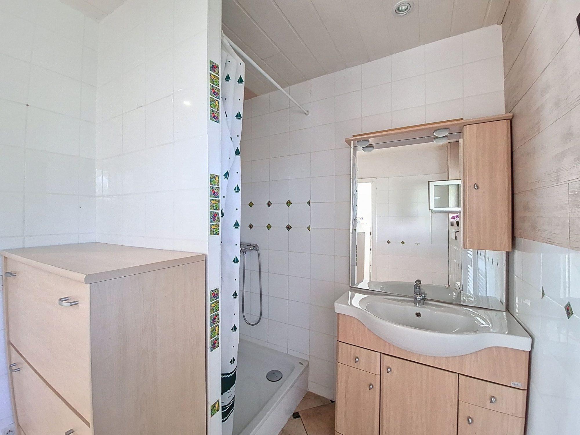 Ensemble immobilier de 2 maisons individuelles Thoiry 01710