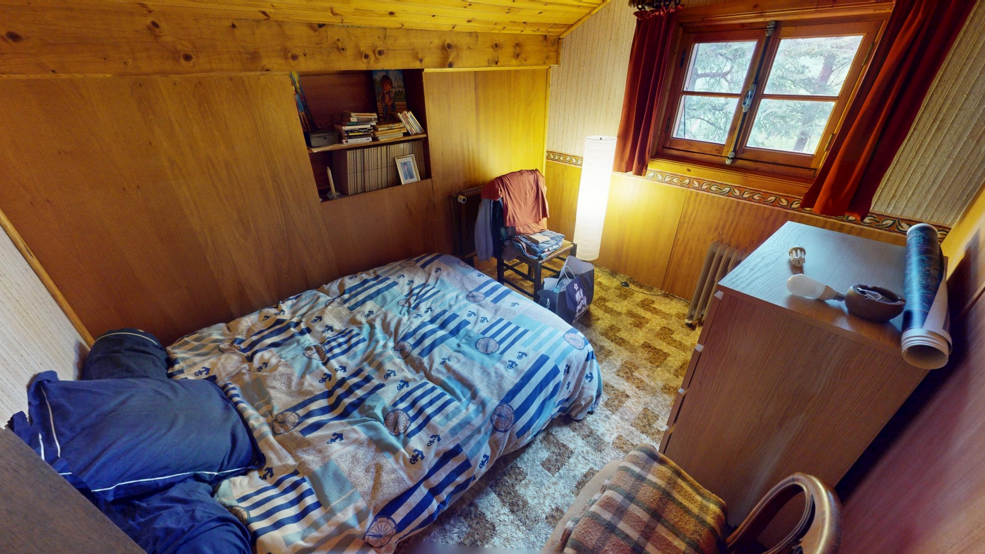 CHALET ET DEPENDANCES Saint-Pal-de-Chalencon 43500