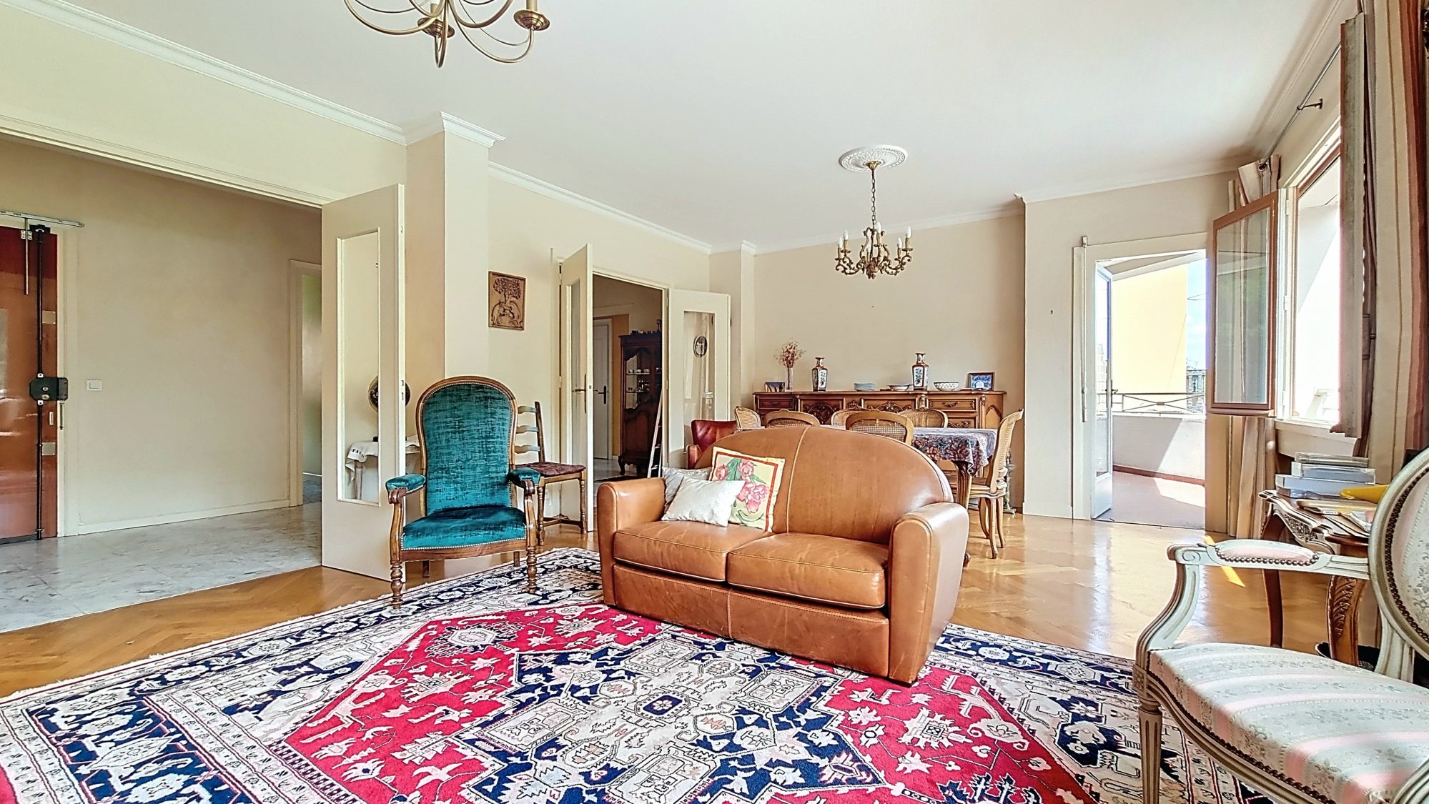 QUAI DE SAONE - T5 de 120 m² avec terrasse - garage Lyon 69001