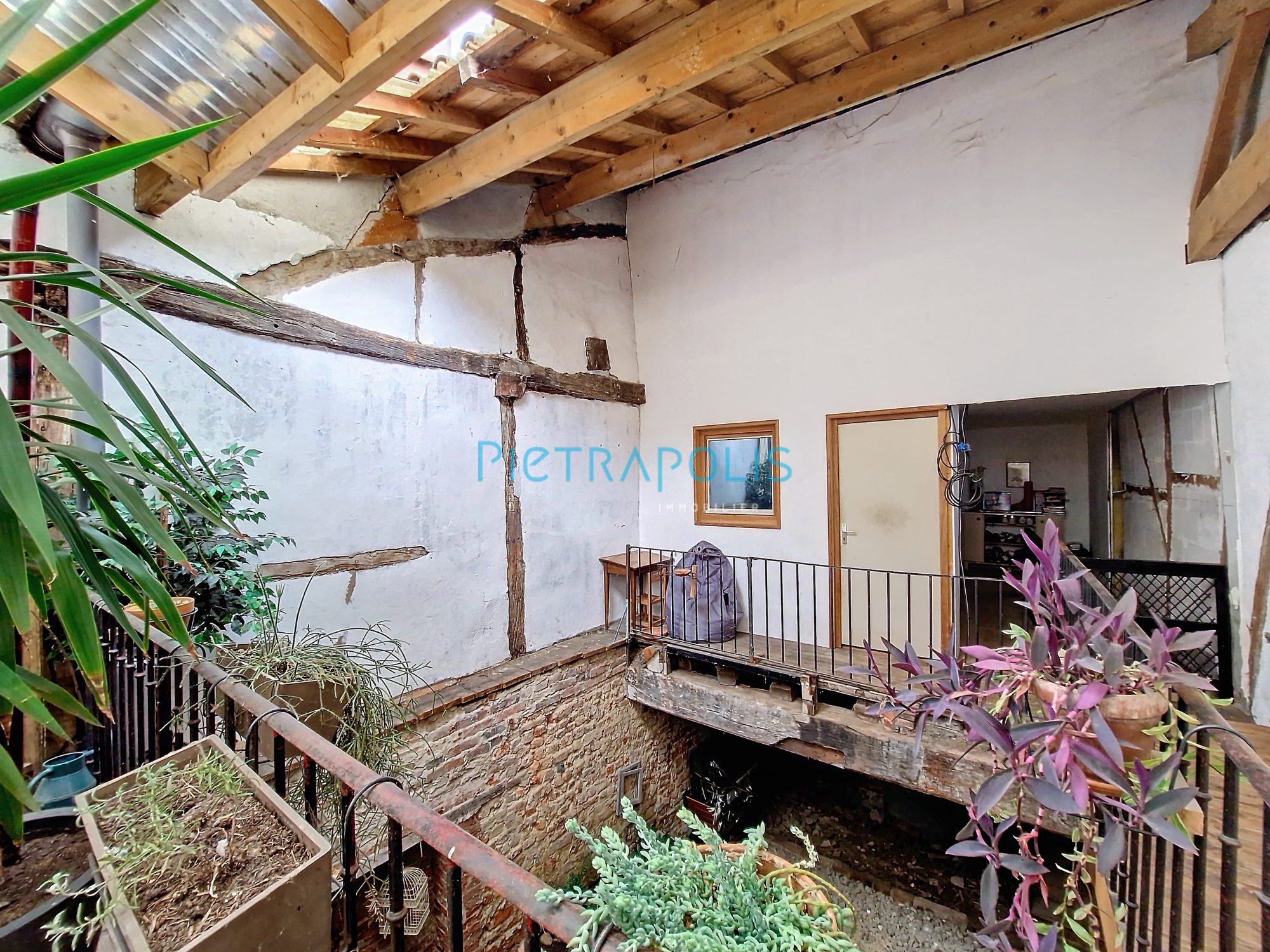 Maison - 5 pièces - 210 m² - Châtillon-sur-Chalaronne (01400)