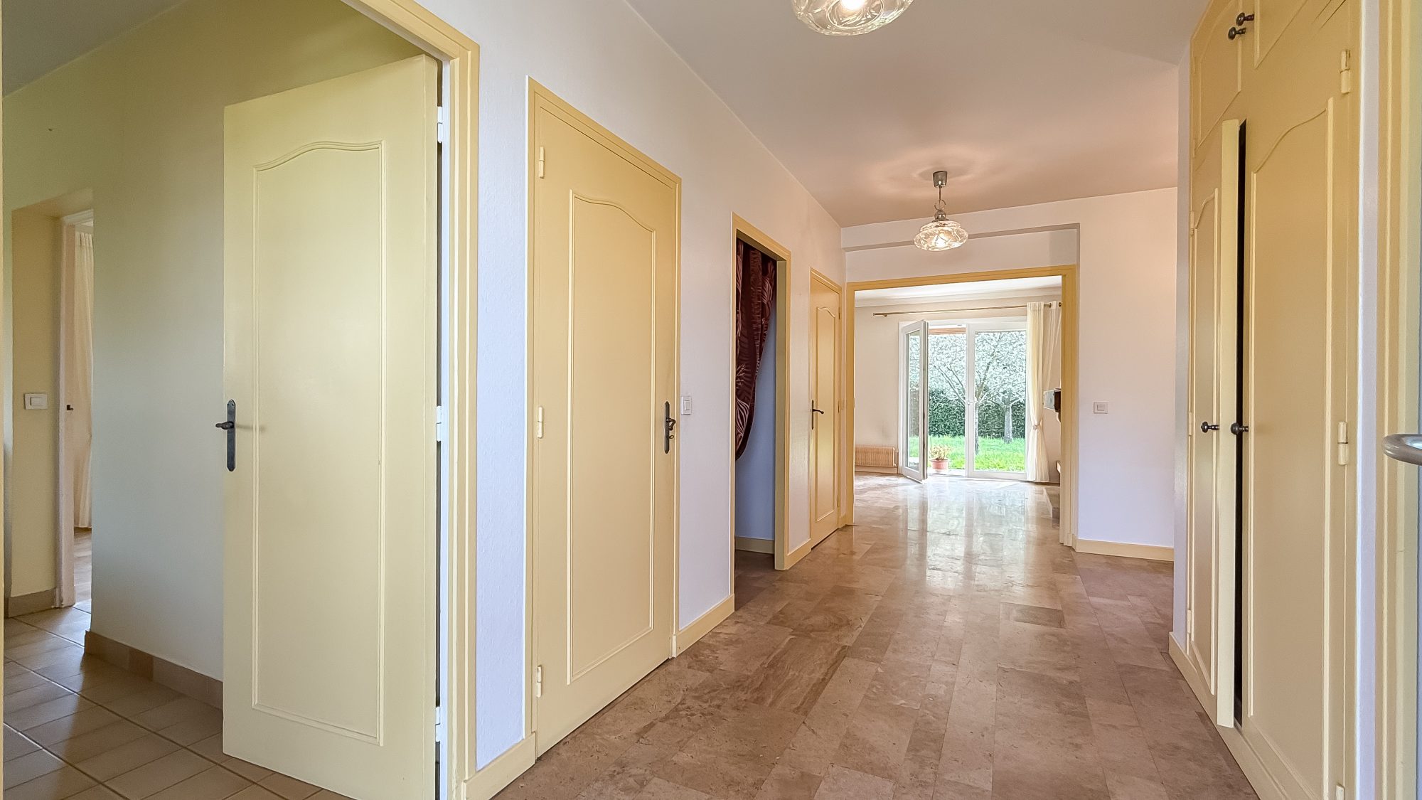 Maison - 7 pièces - 181 m² - Sainte-Foy-lès-Lyon (69110)