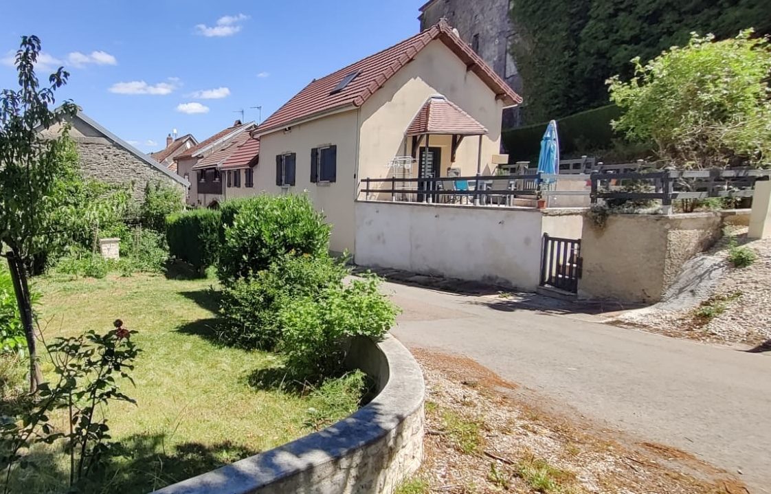 Maison - 4 pièces - 86 m² - Saint-Mesmin (21540)