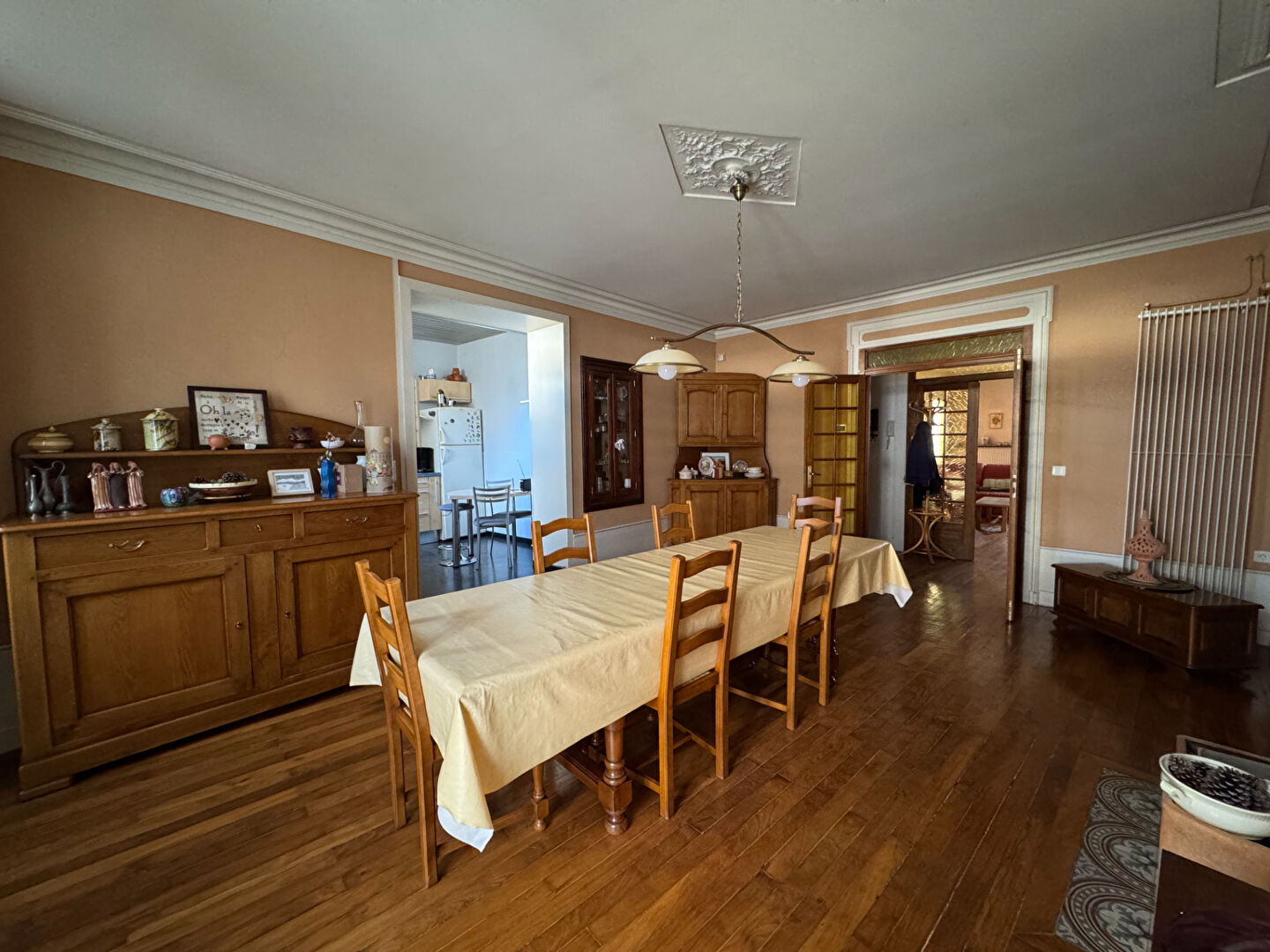 Appartement de charme 139,62 m² 1er étage Lons-le-Saunier 5 pièce(s)