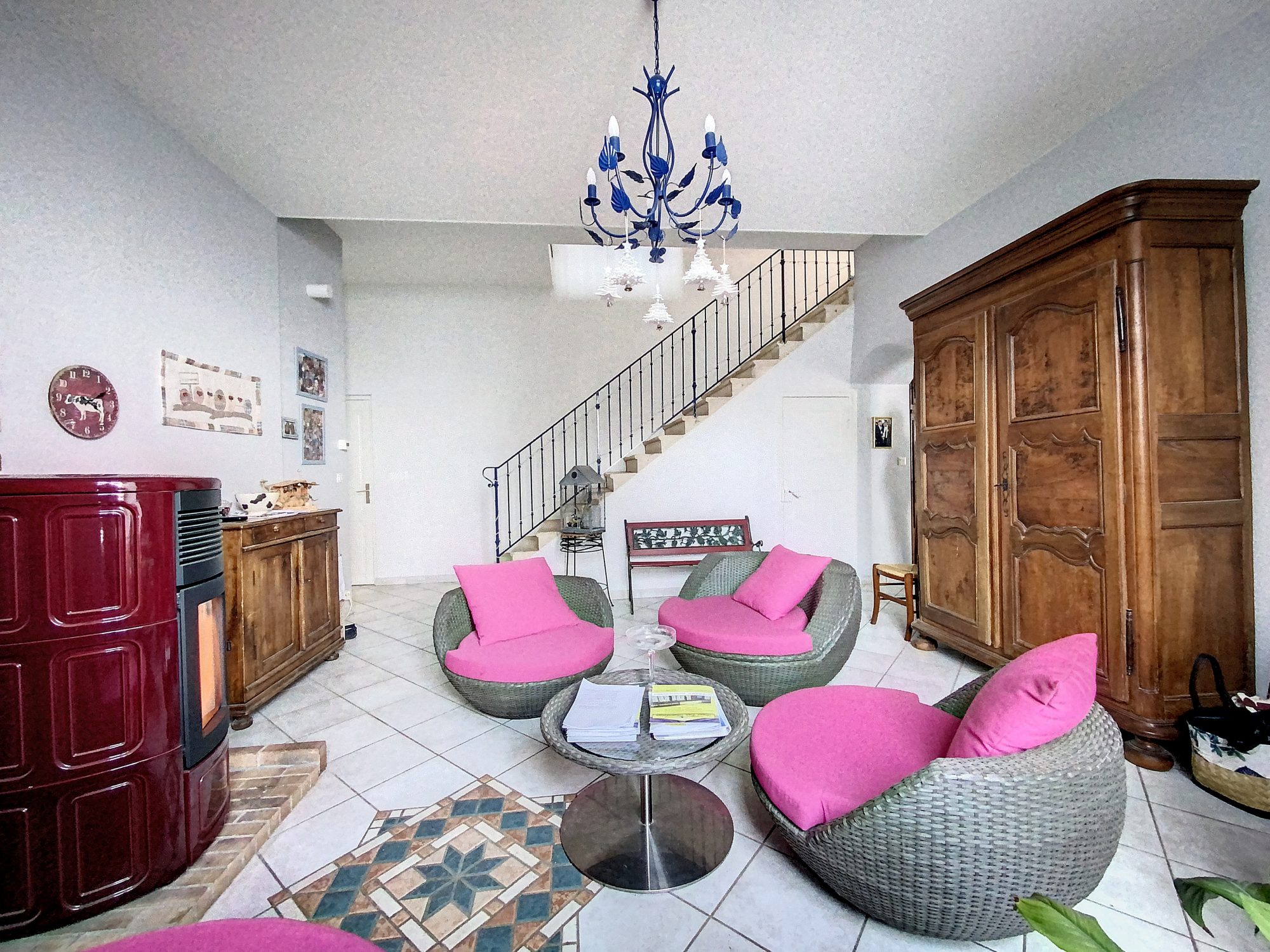 Propriété Familiale 270 m² Habitables avec cave voûtée  et potentiel à développer Au Coeur du Beaujolais Salles-Arbuissonnas-en-Beaujolais 69460