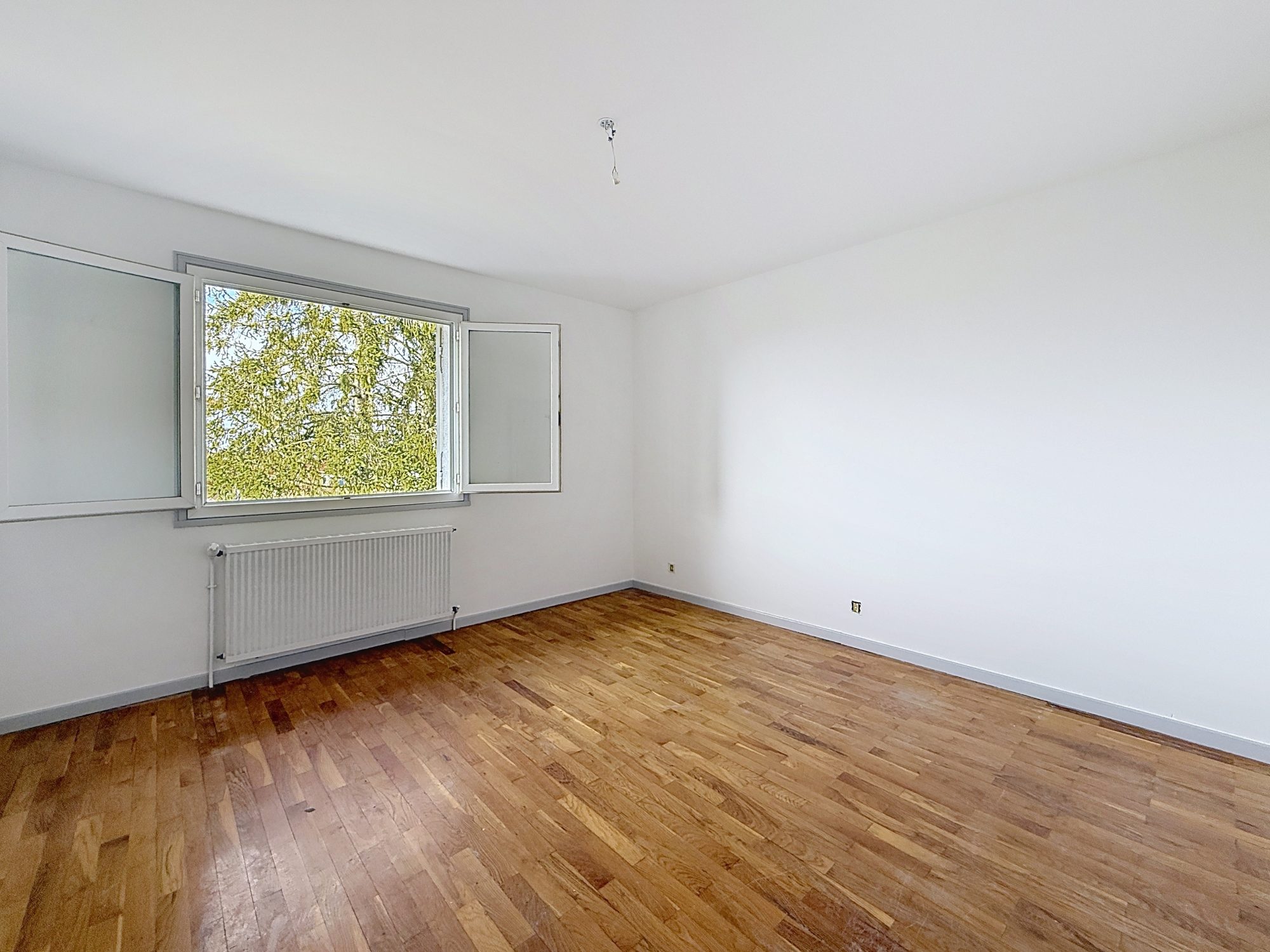 Belle maison individuelle à révoner Lay 42470