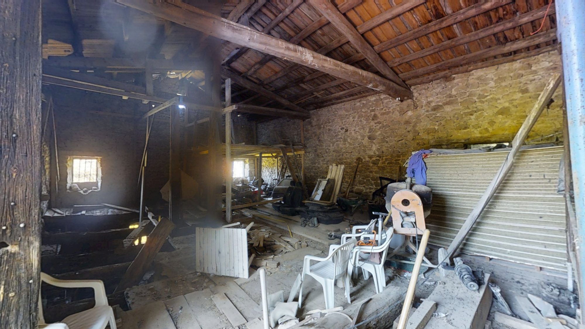 Maison - 6 pièces - 210 m² - Riotord (43220)