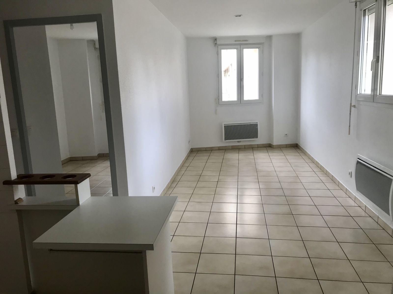 Appartement - 2 pièces - 36 m² - BOURG DE PEAGE (26300)