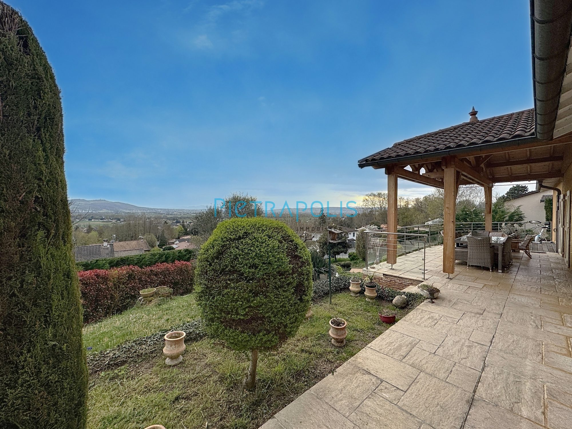 A 10 MIN DE GENAY SUR REYRIEUX VUE PANORAMIQUE MAISON 140 M2, PISCINE, GARARGE XXL