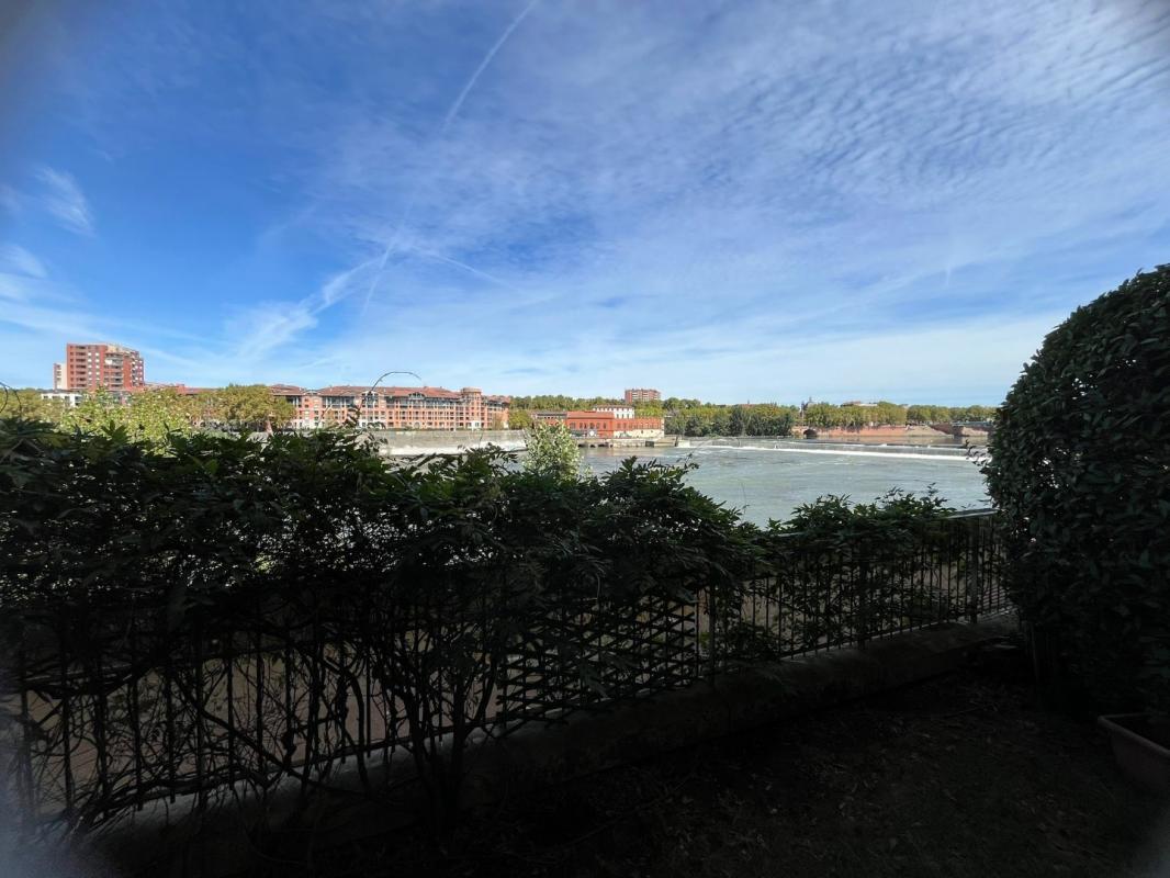 T2 Quartier St-Cyprien en bord de Garonne