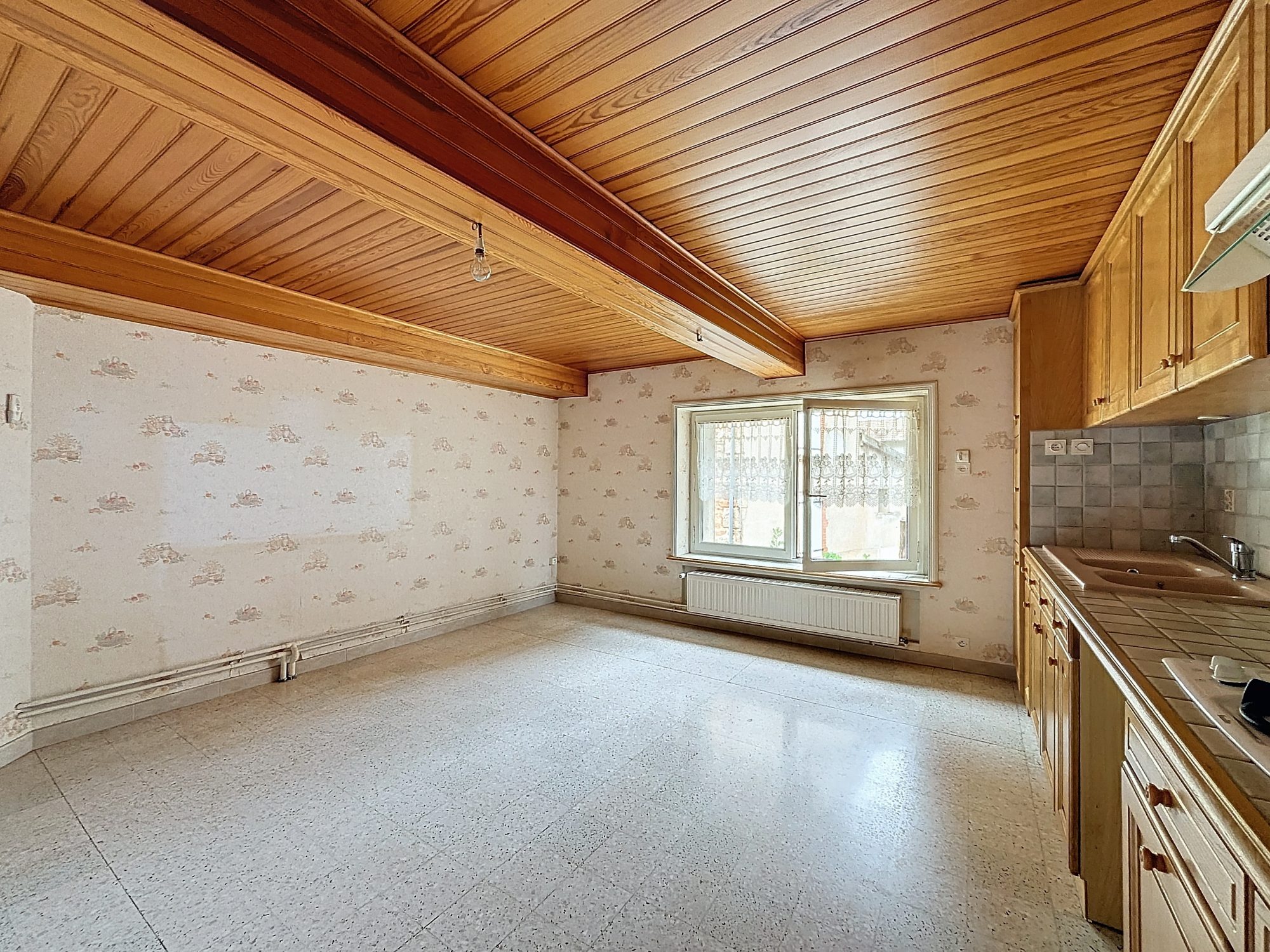 MAISON DE VILLAGE - JARDIN Coutouvre 42460