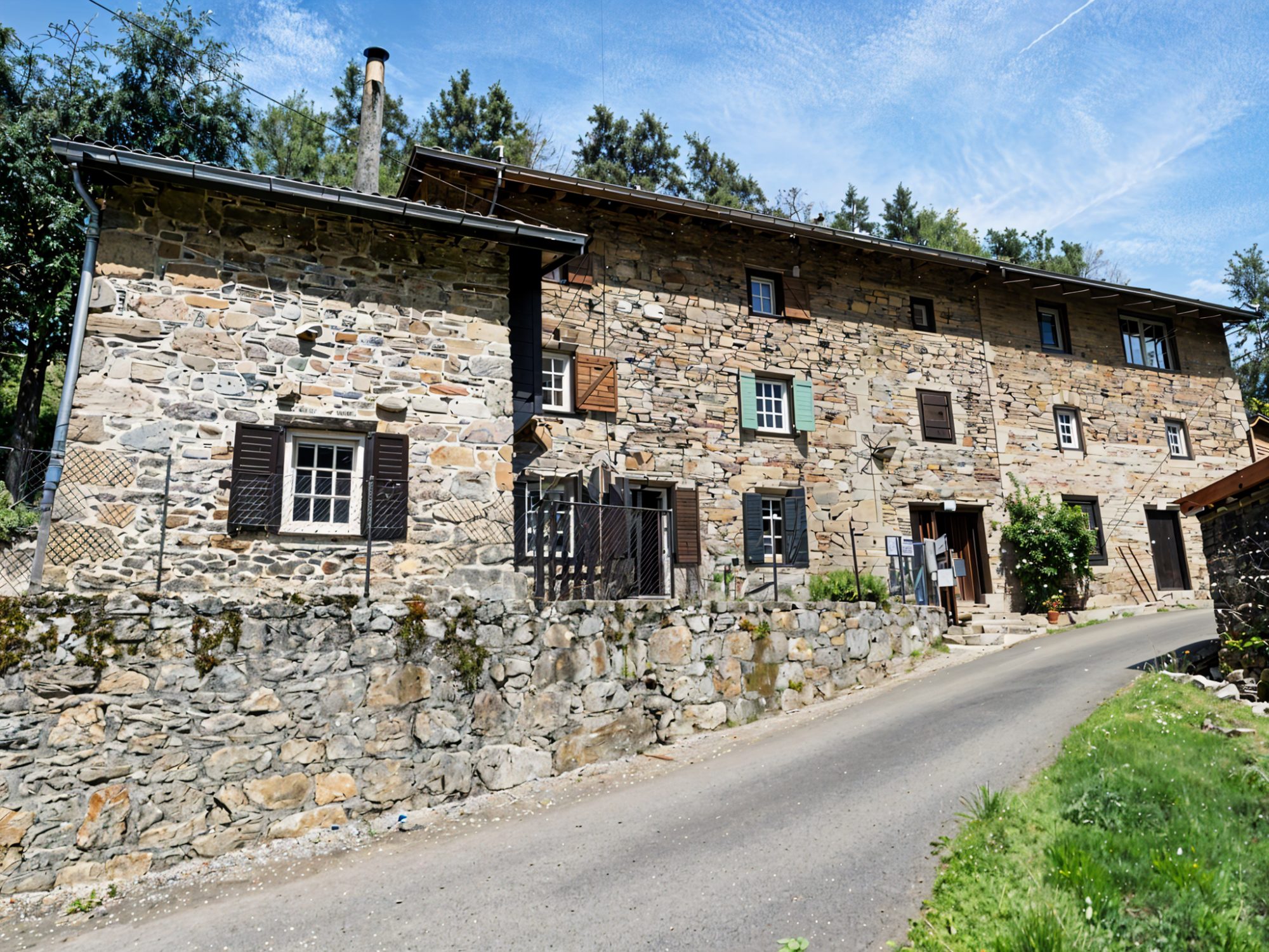 Maison - 15 pièces - 283 m² - Ambert (63600)