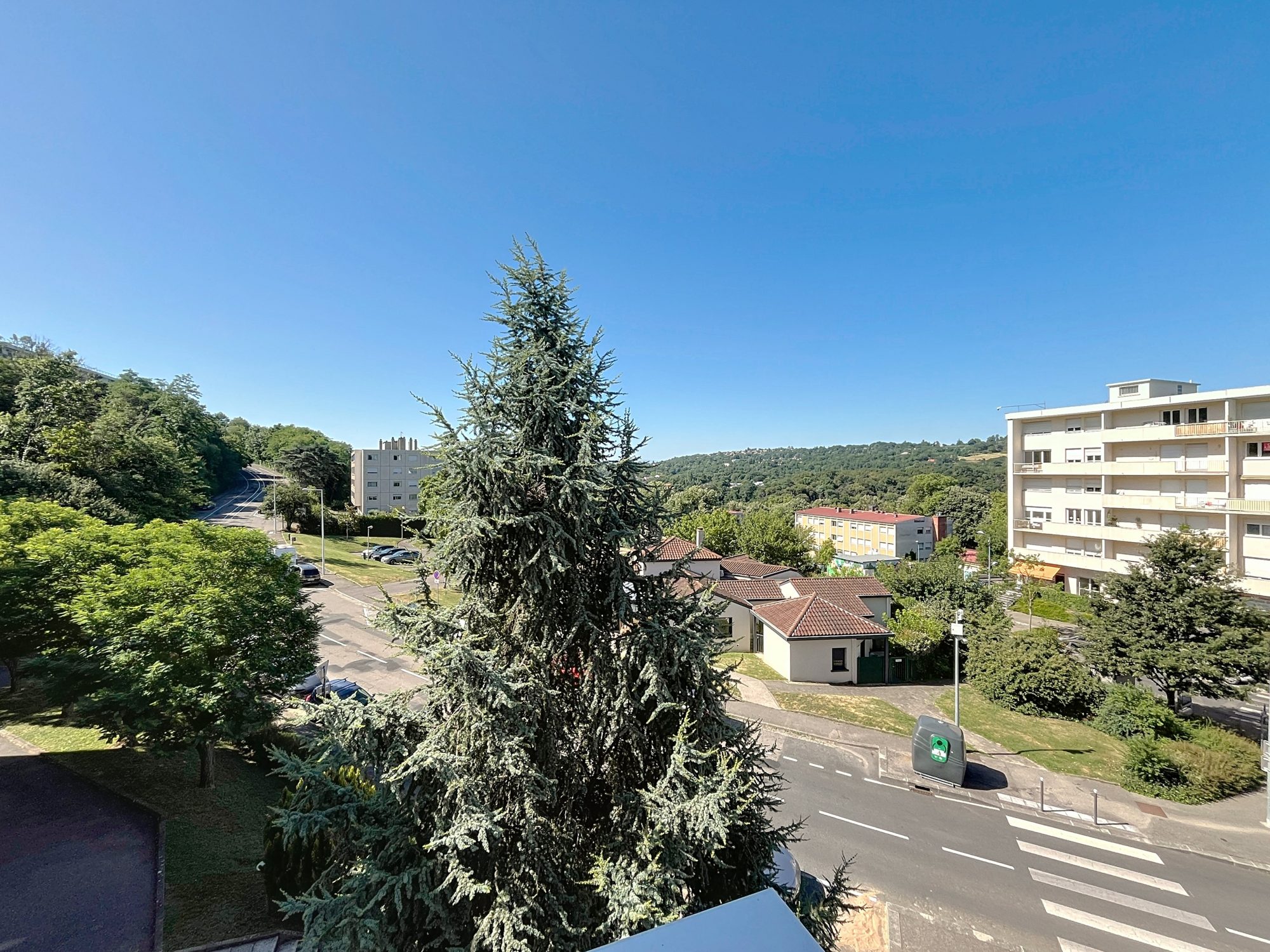 Appartement spacieux et lumineux avec 3 chambres