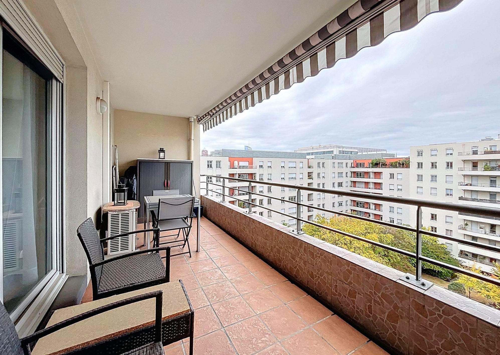 T3 traversant de 70 m² avec terrasse de 12m² – Villeurbanne (8 rue Général Dayan)