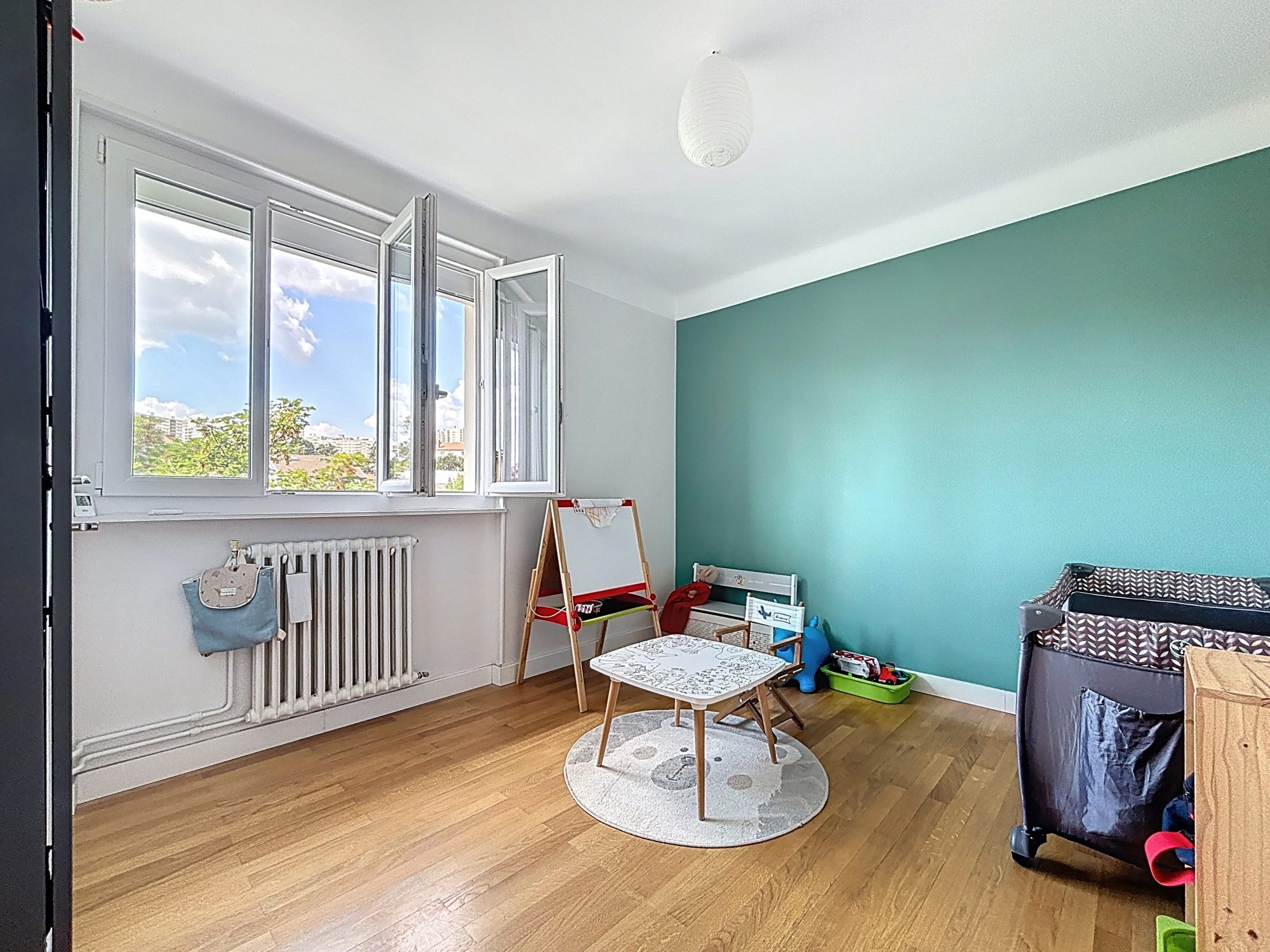 T4 de 90 m², dernier étage, balcon, garage et cave Oullins 69600