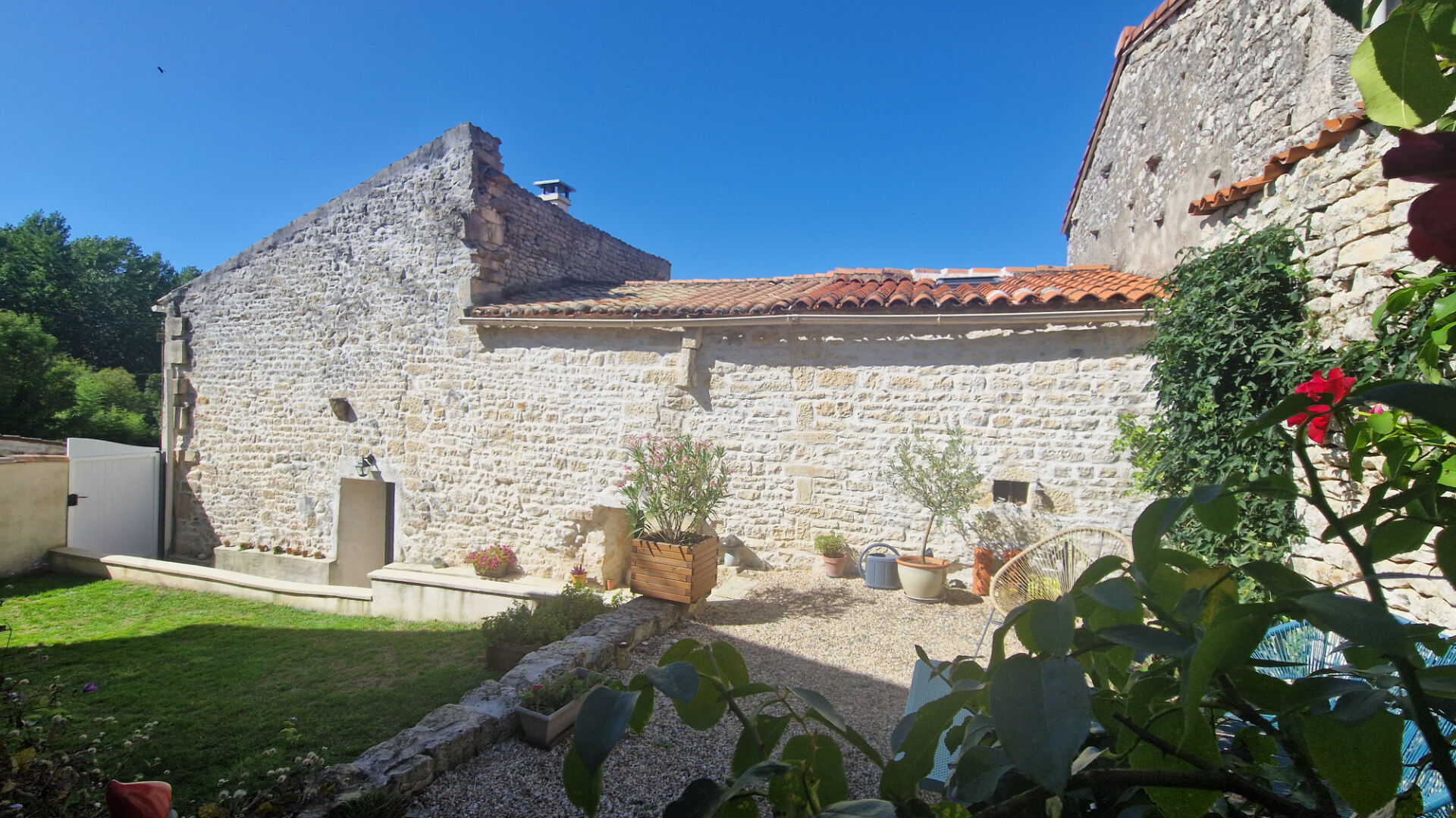 Maison en pierre Saint Gelais 4 pièce(s) 107.93 m2
