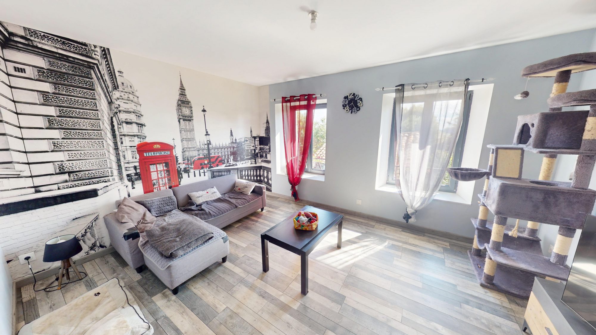 Maison de ville avec rendement locatif Saint-Pierre-du-Champ 43810