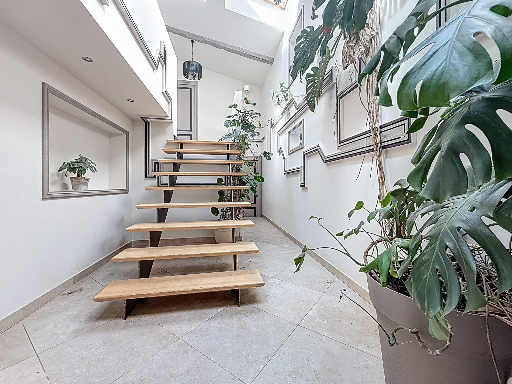 Grande propriété familiale avec deux maisons sur 935 m² de terrain arboré – Calme et potentiel locatif Chambost-Longessaigne 69770