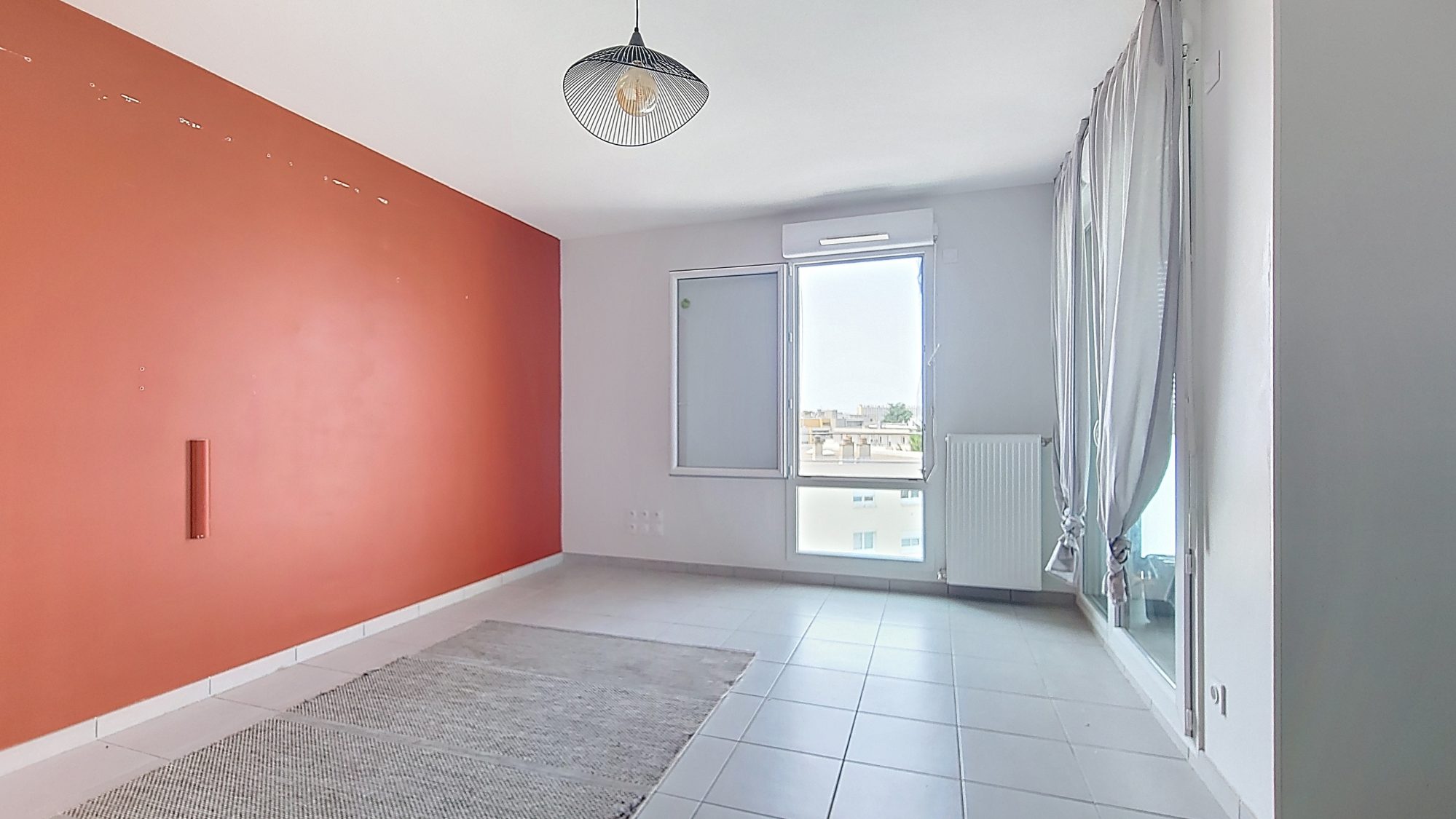 Appartement T3 de 61 m²- Etage élevè -Proche Carré de soie