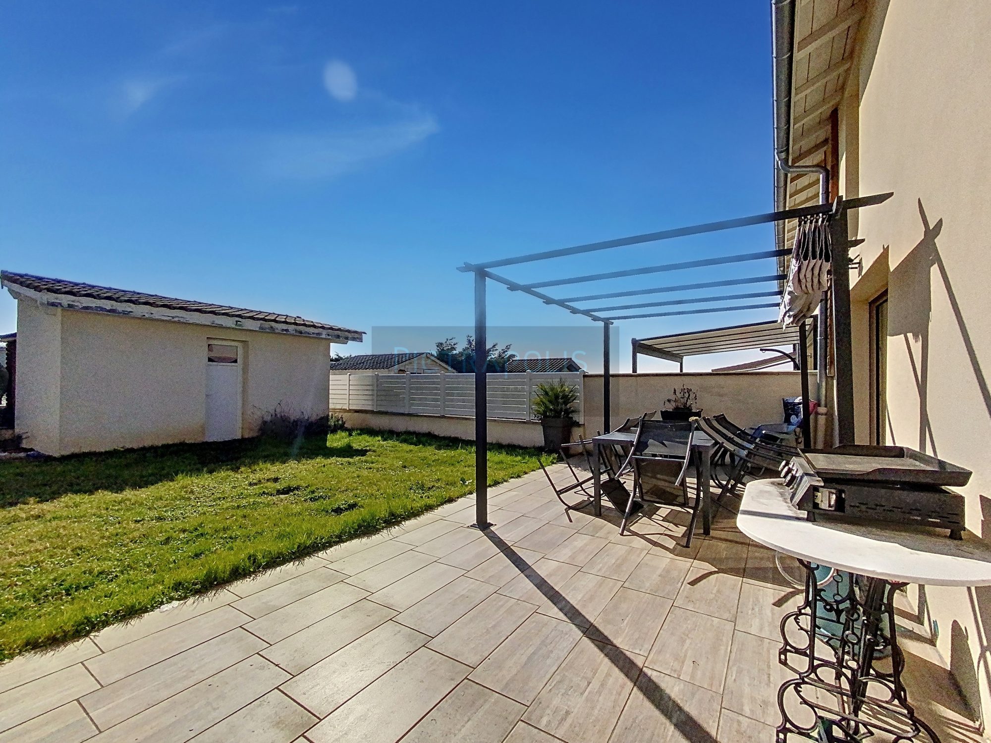 PEYZIEUX - Maison en copropriété Guéreins 01090