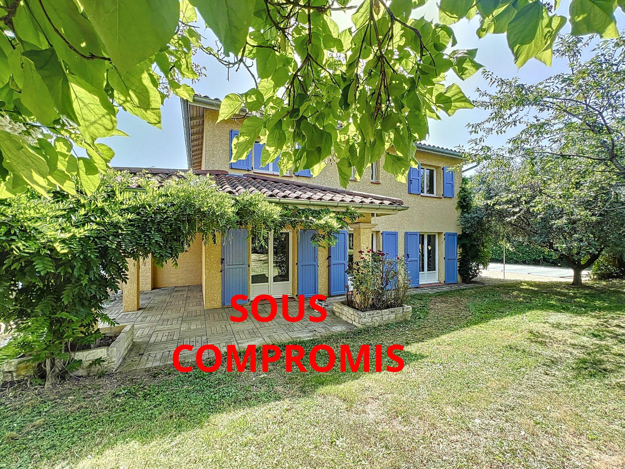 MAISON 142m² - 4 CHBRES – TERRAIN ARBORE – PISCINE - DEPENDANCES - SOUS SOL Saint-Pierre-la-Palud 69210