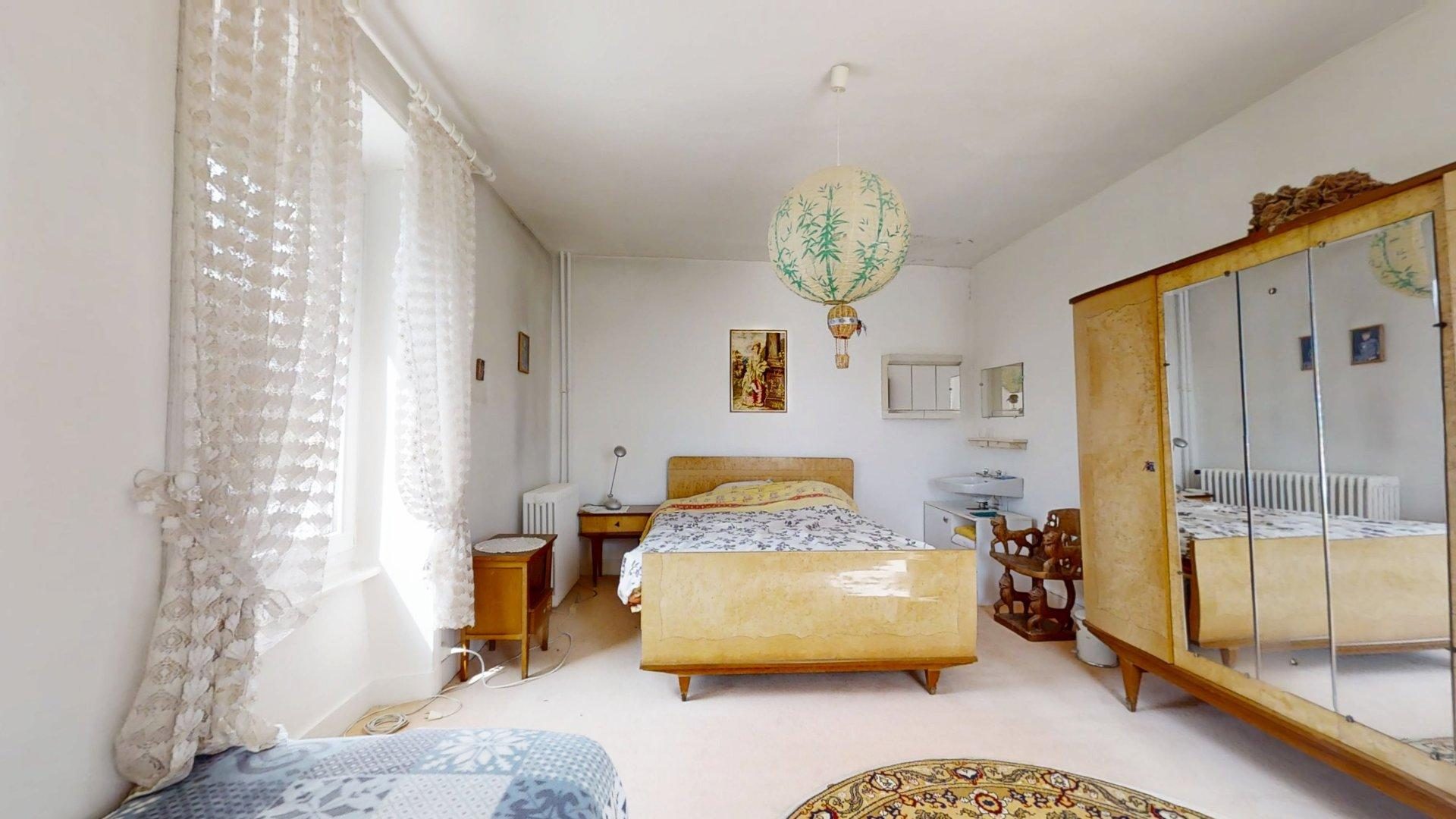 Maison avec dépendances sur un terrain constructible Davézieux 07430