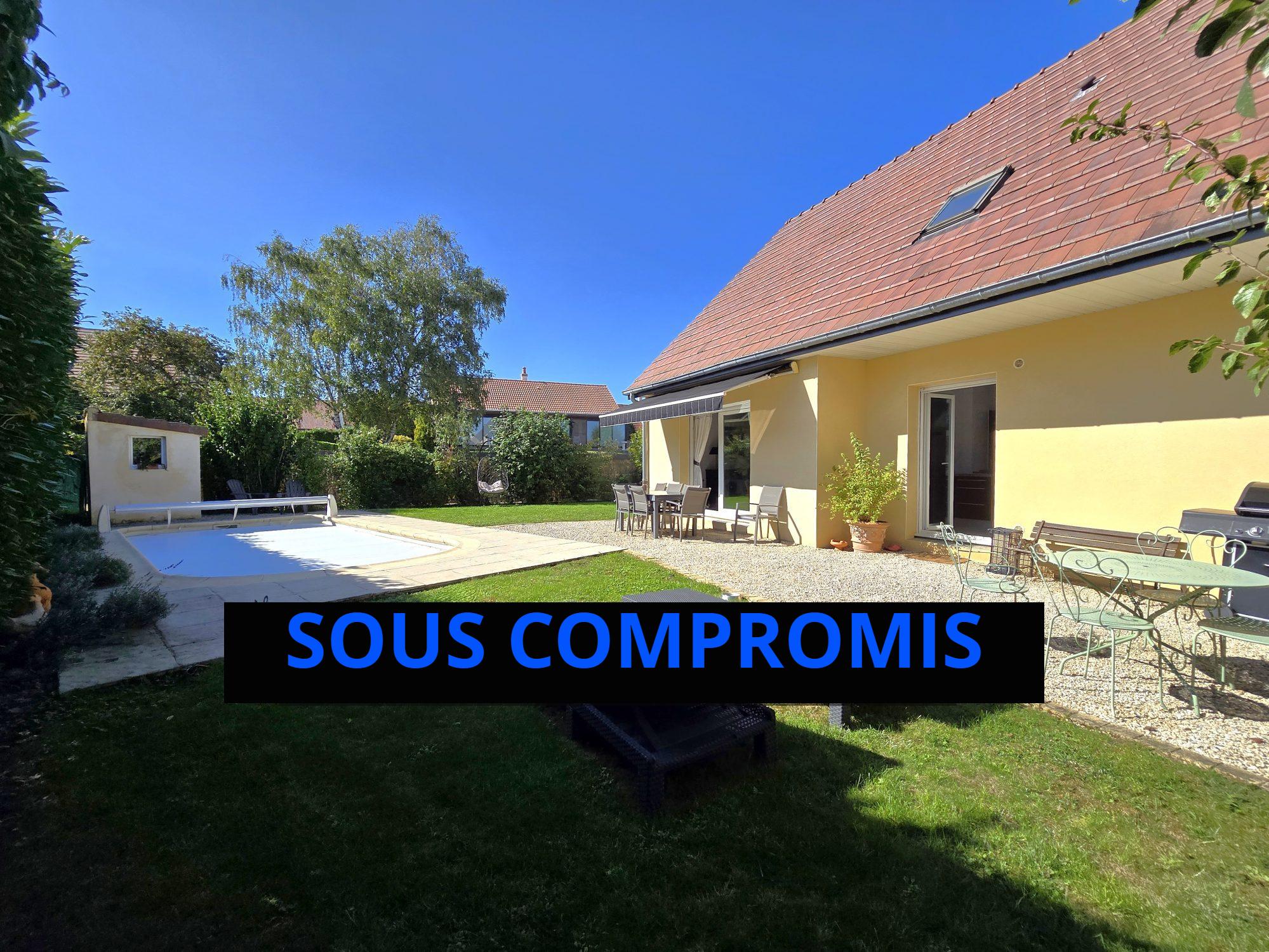 Maison familiale 175m² - 8 Pièces - 6 Chambres - Piscine