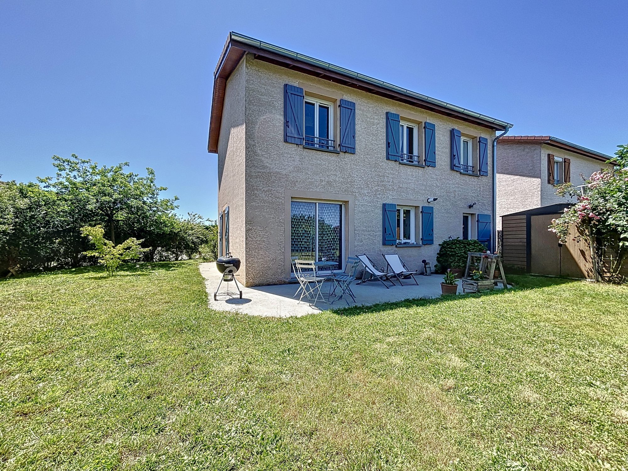 Maison individuelle 5p 100m2 sur un terrain de 441 m2