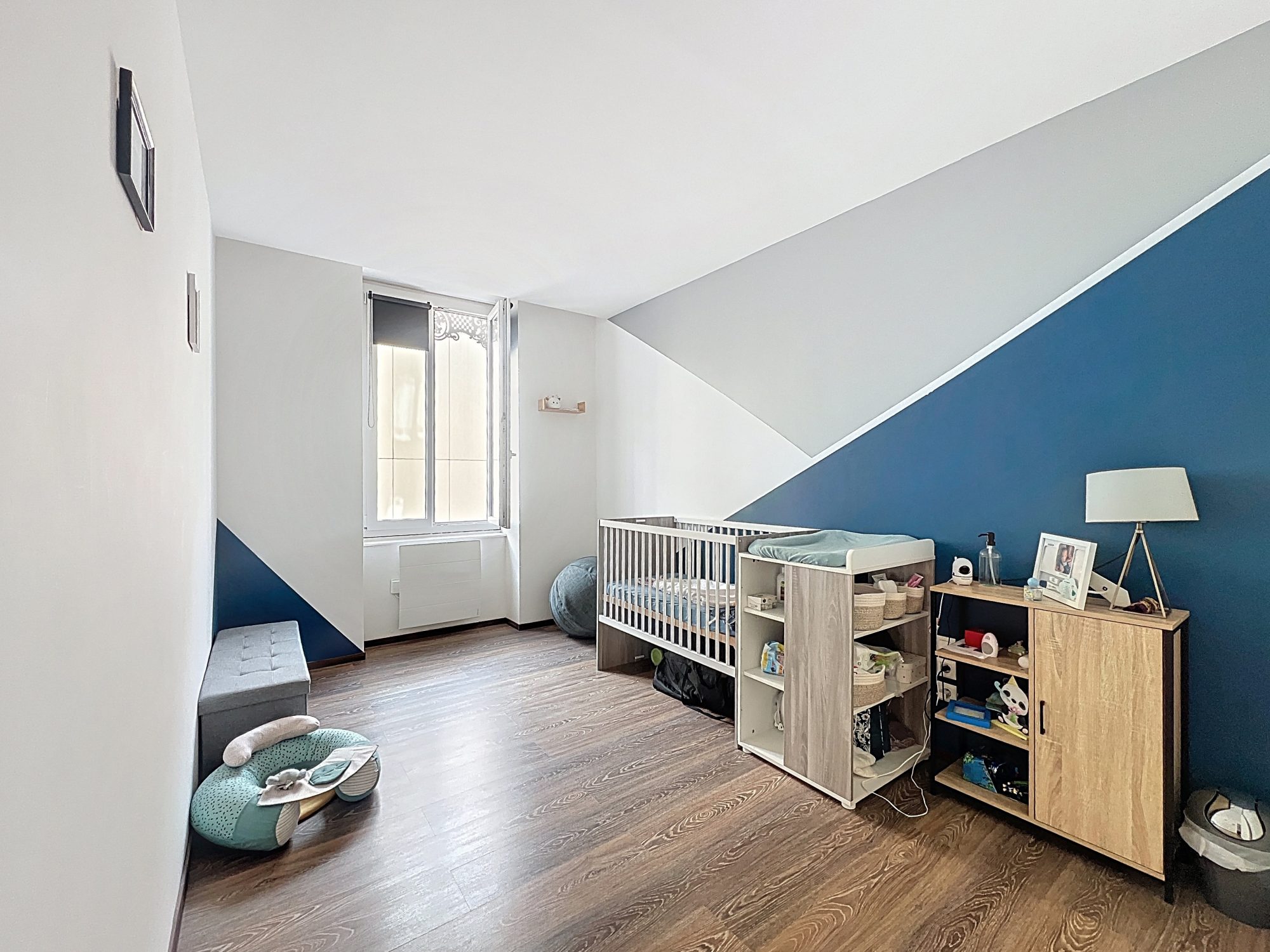 Immeuble de rapport à TARARE dont 2 appartements déjà loués Tarare 69170