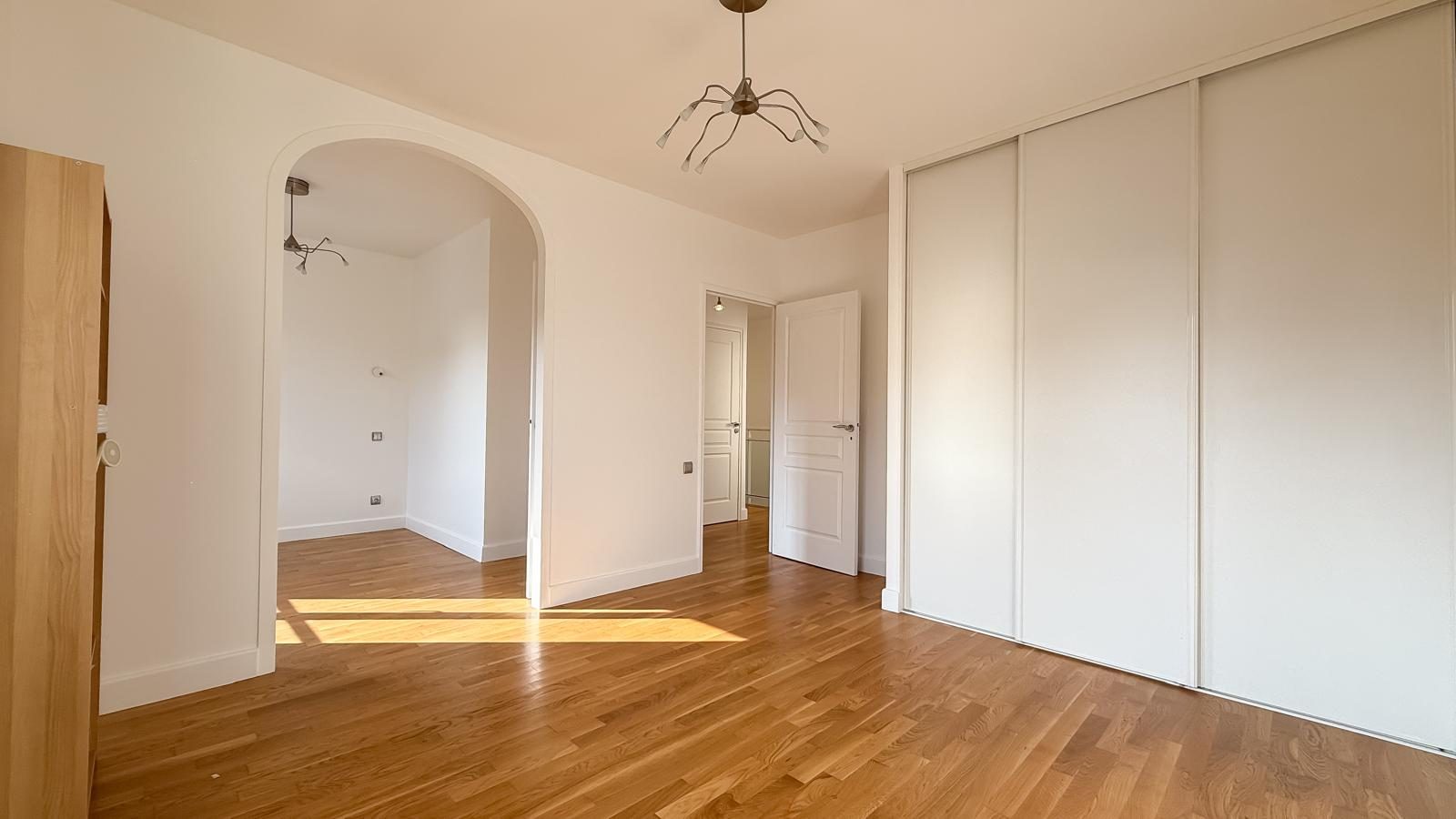 Maison de ville contemporaine  avec jardin et garage Villeurbanne 69100