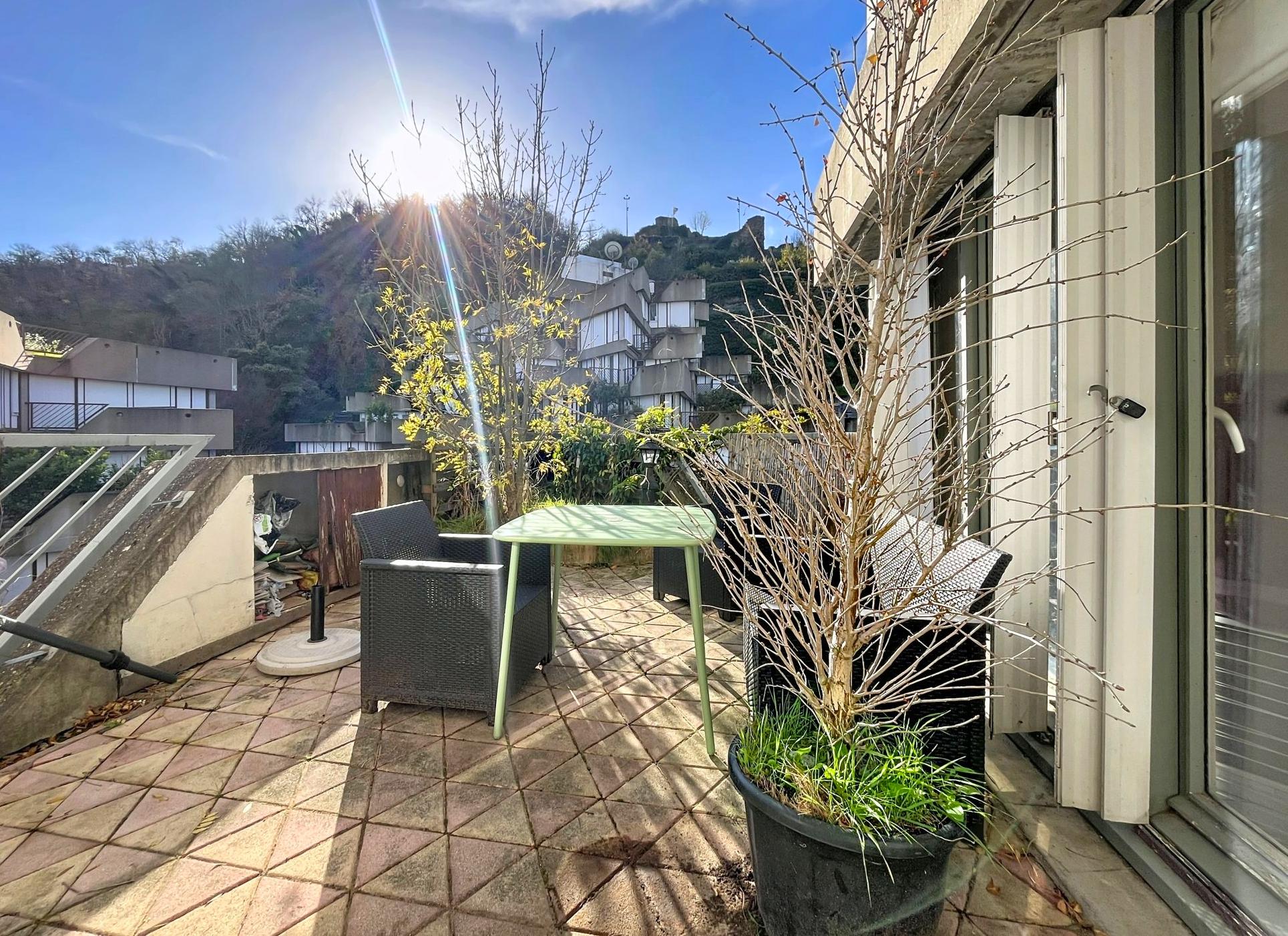 T4 de 86m² + terrasse de 17m²+ place de parking