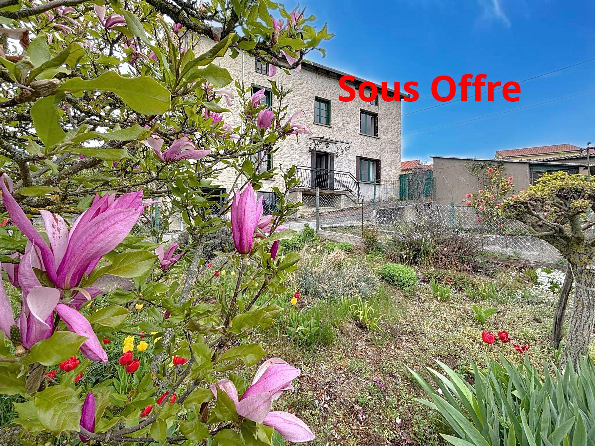 Maison ancienne 104m² avec terrain et dépendances